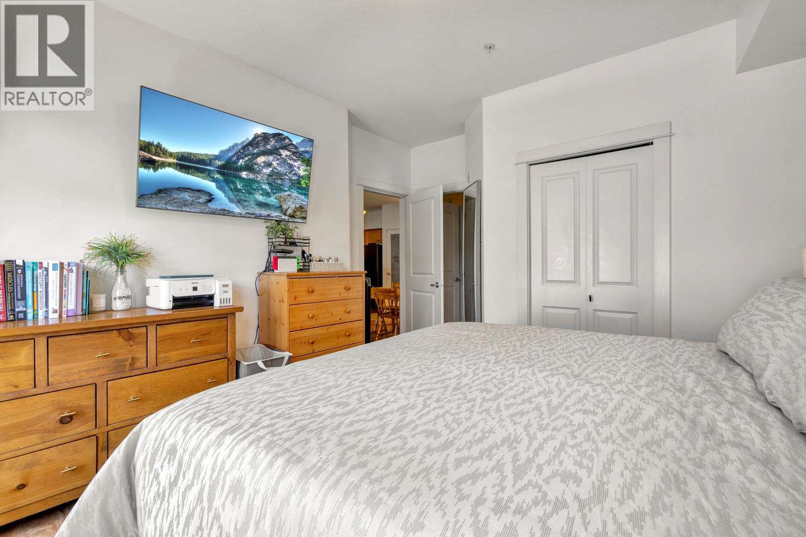 #113 2551 Shoreline Drive - 14