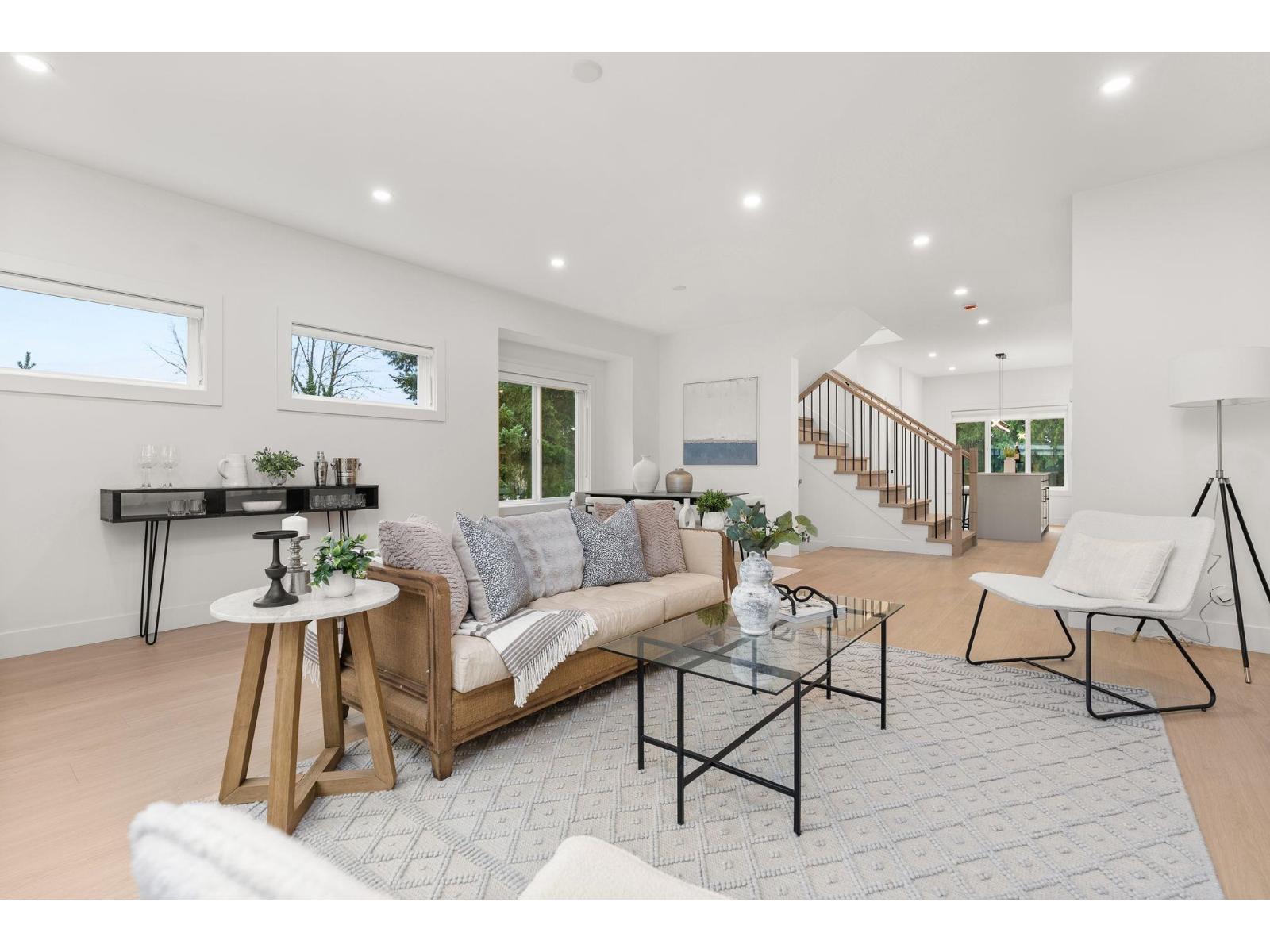1 2522 CAMPBELL AVENUE, Abbotsford