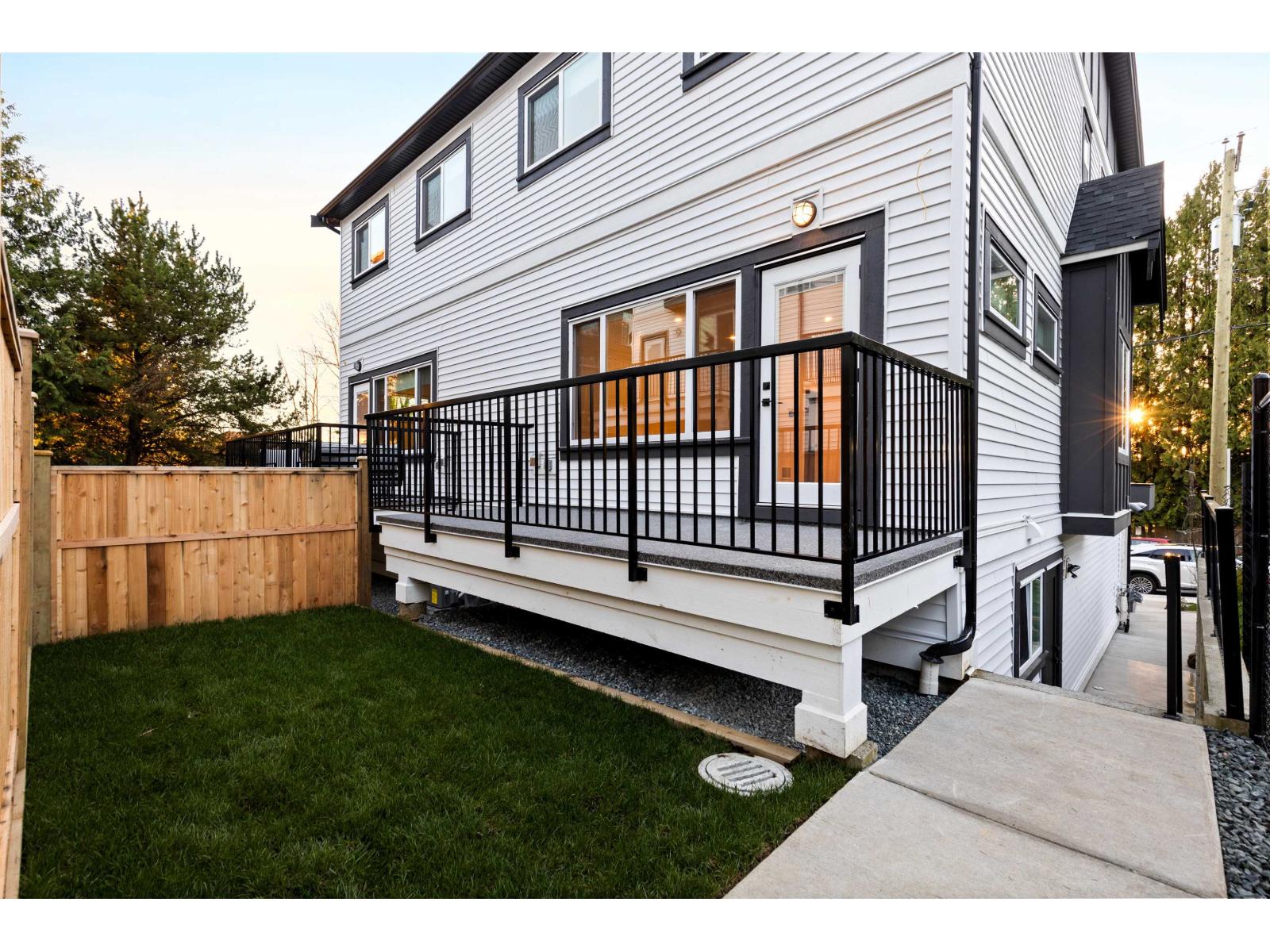 1 2522 CAMPBELL AVENUE, Abbotsford