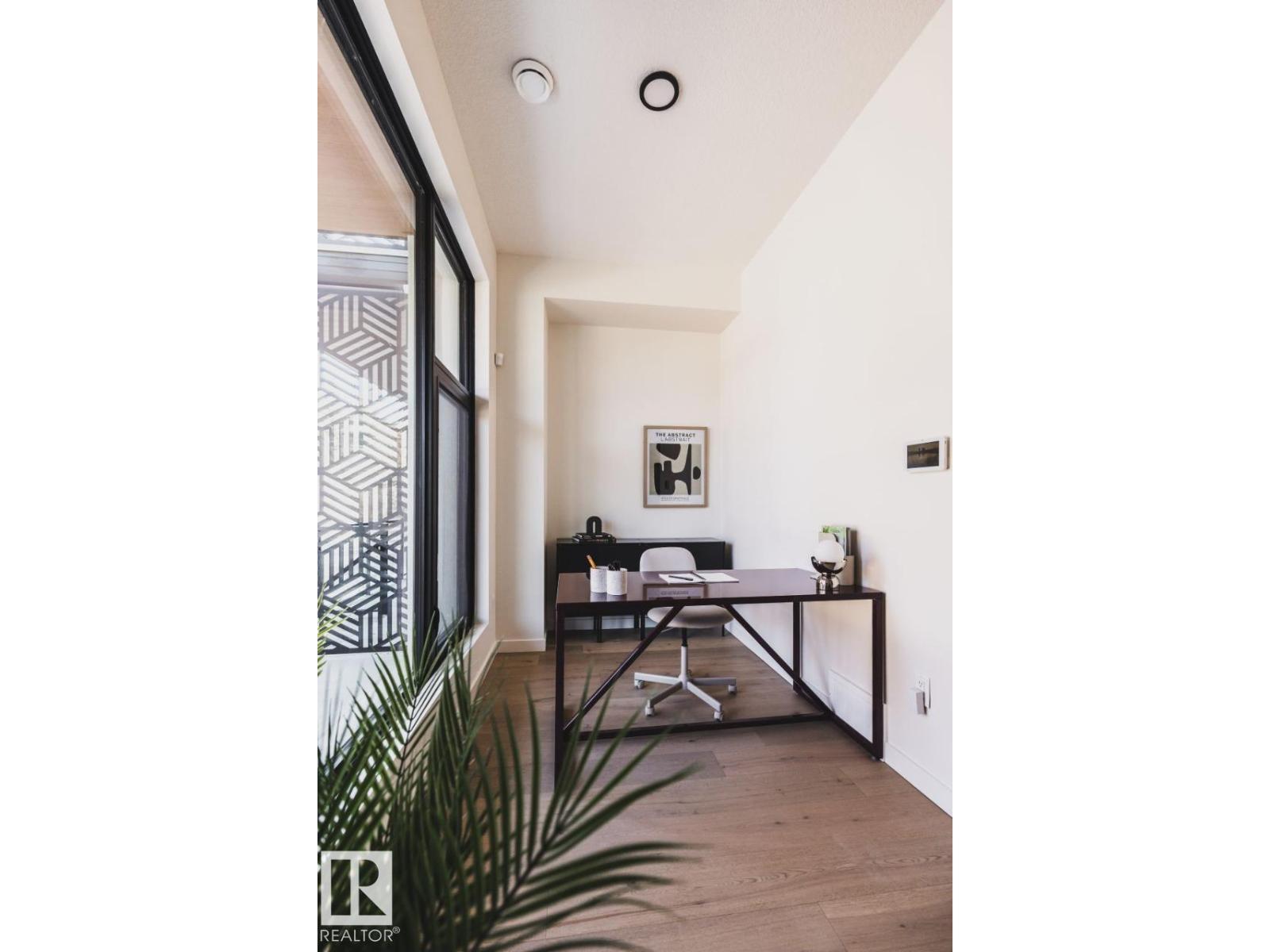 #4 10327 Wadhurst RD NW, Edmonton