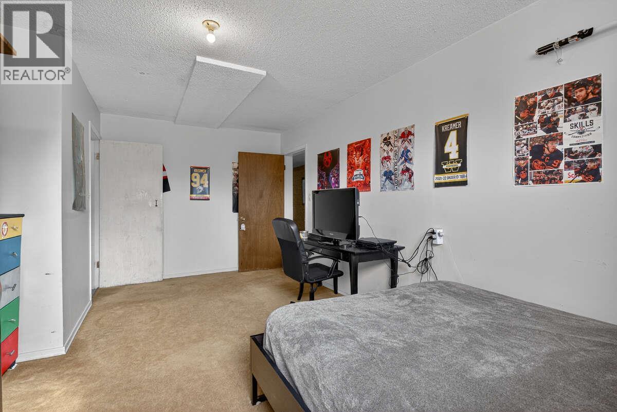 502 Pine Street - 31