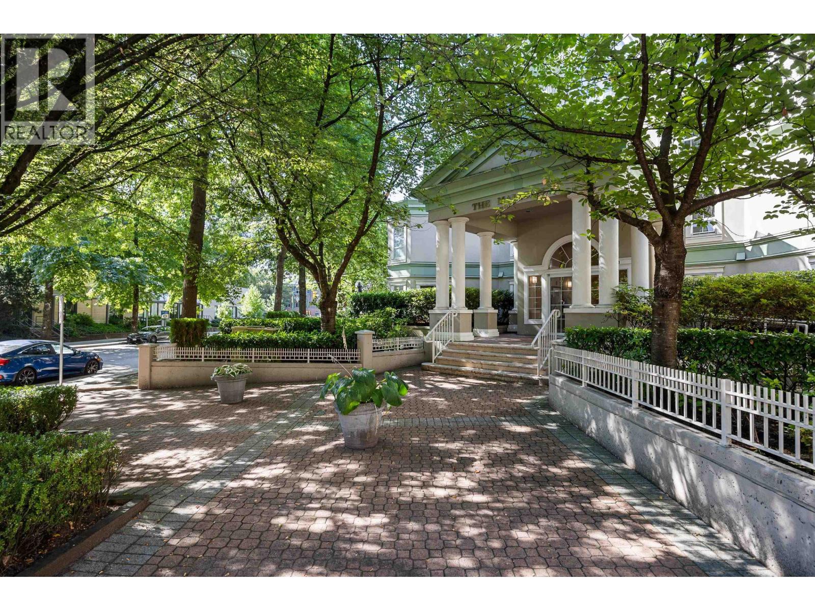 206 2990 PRINCESS Crescent - photo 2