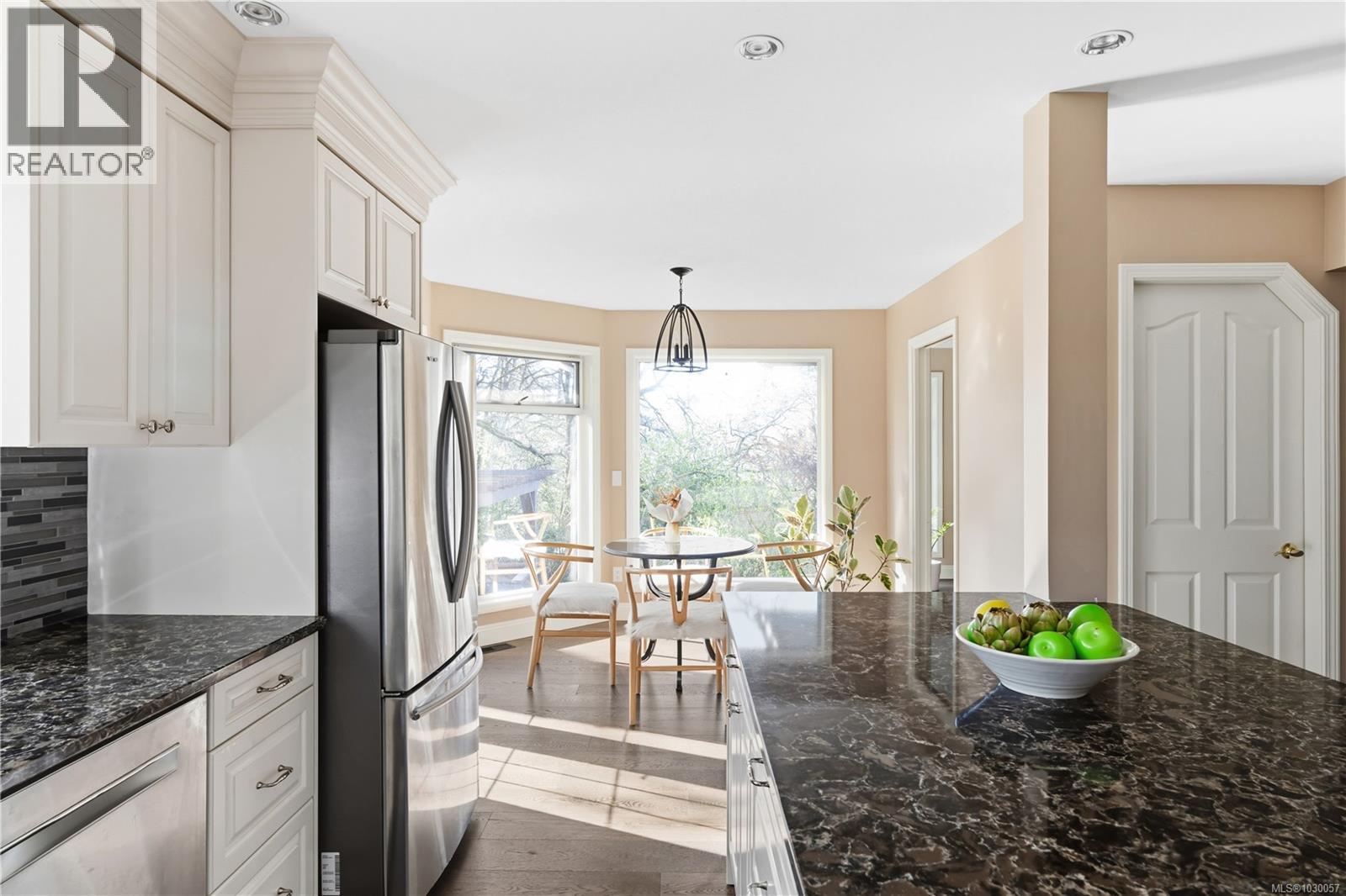 1045 VALEWOOD TRAIL - 12