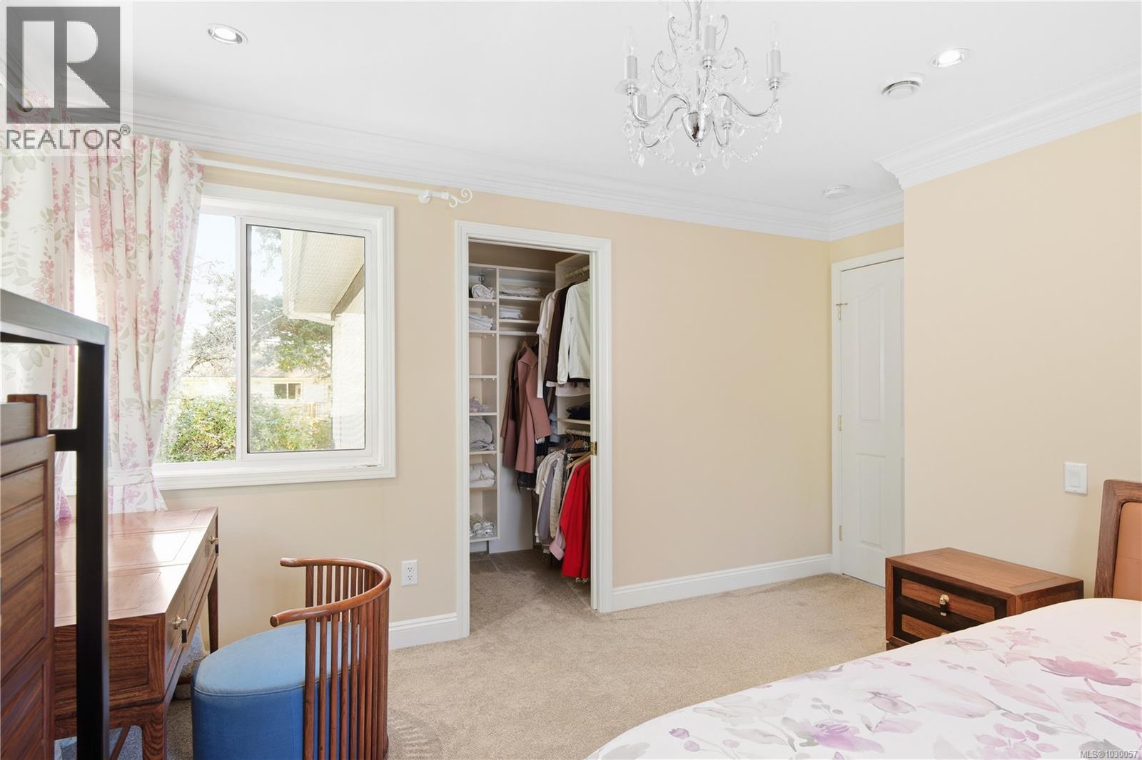 1045 VALEWOOD TRAIL - 36