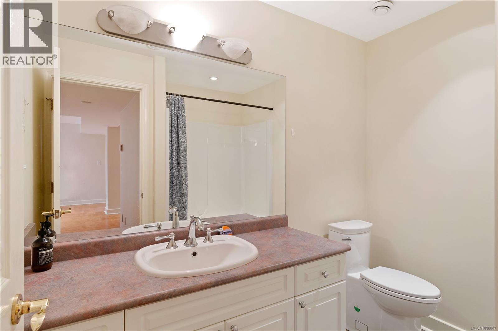 1045 VALEWOOD TRAIL - 41