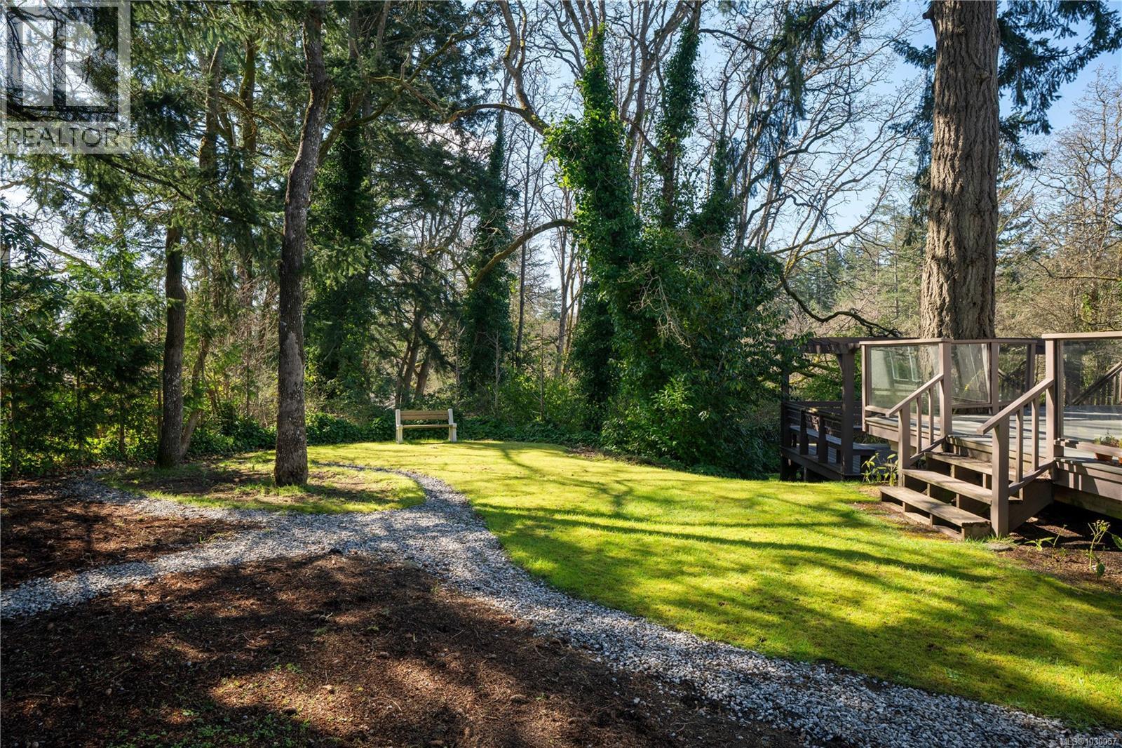 1045 VALEWOOD TRAIL - 53