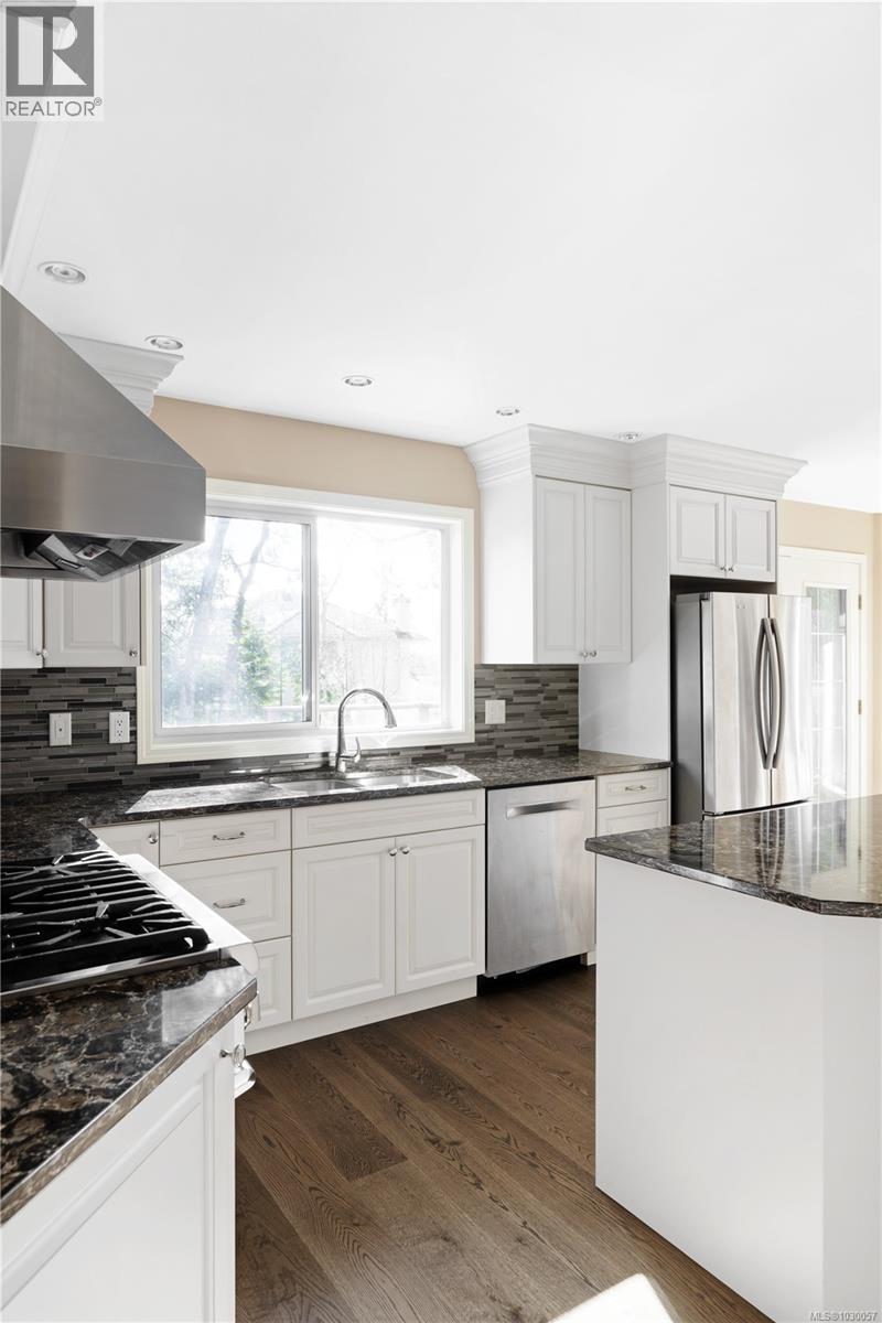 1045 VALEWOOD TRAIL - 8