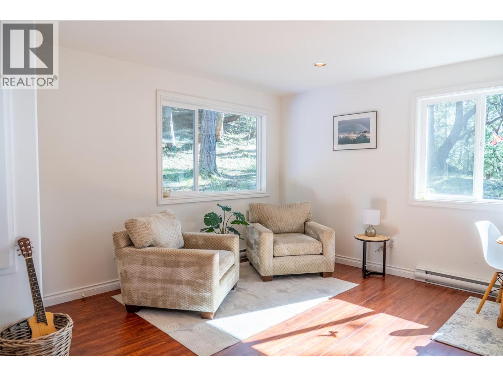 9868 CASTLE ROAD, Pender Island