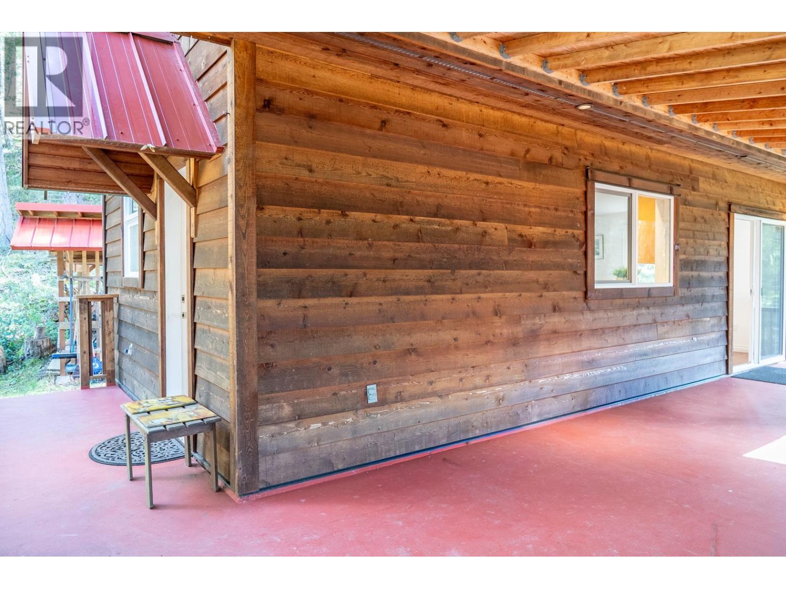 9868 CASTLE ROAD, Pender Island