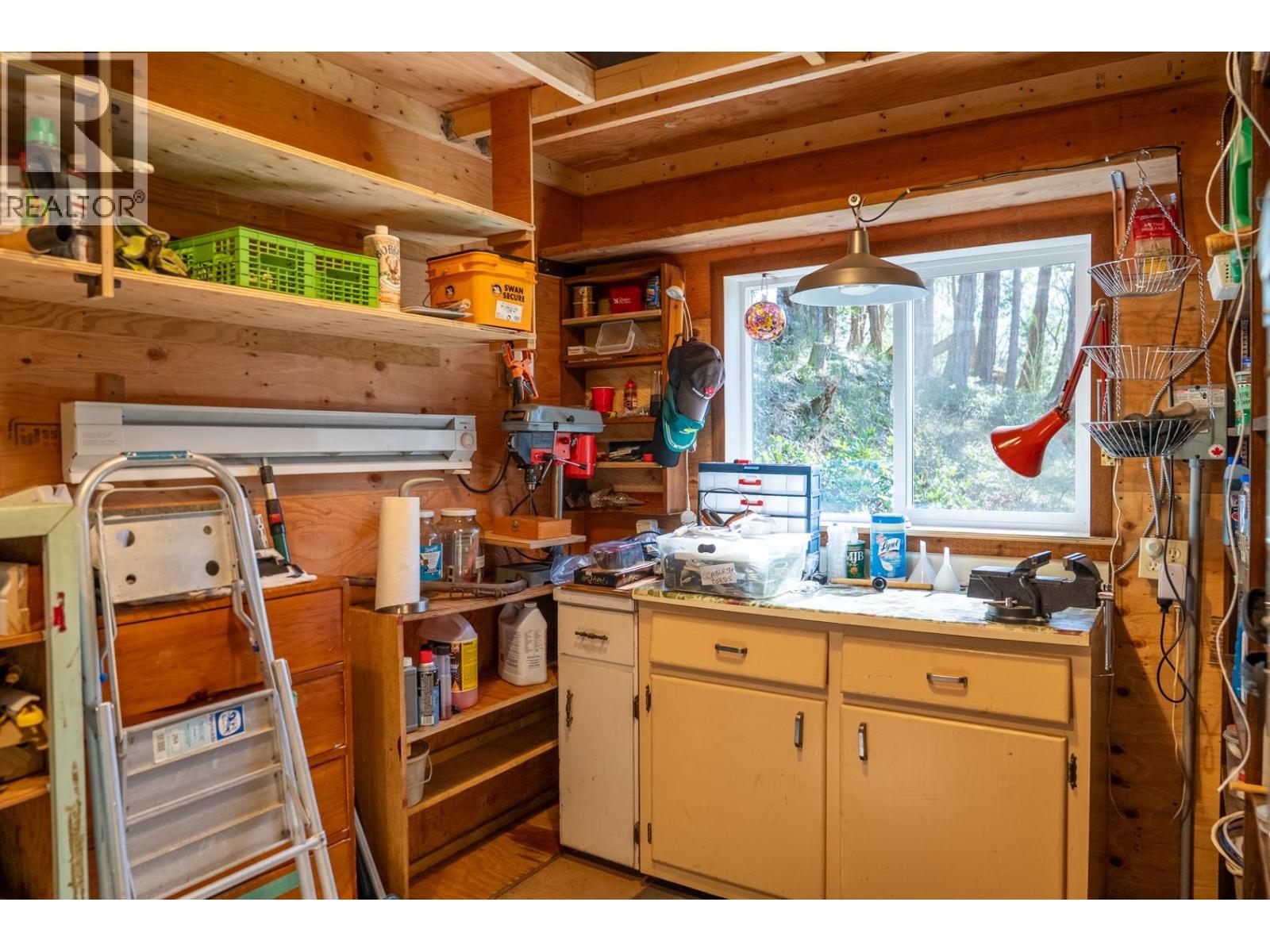 9868 CASTLE ROAD, Pender Island