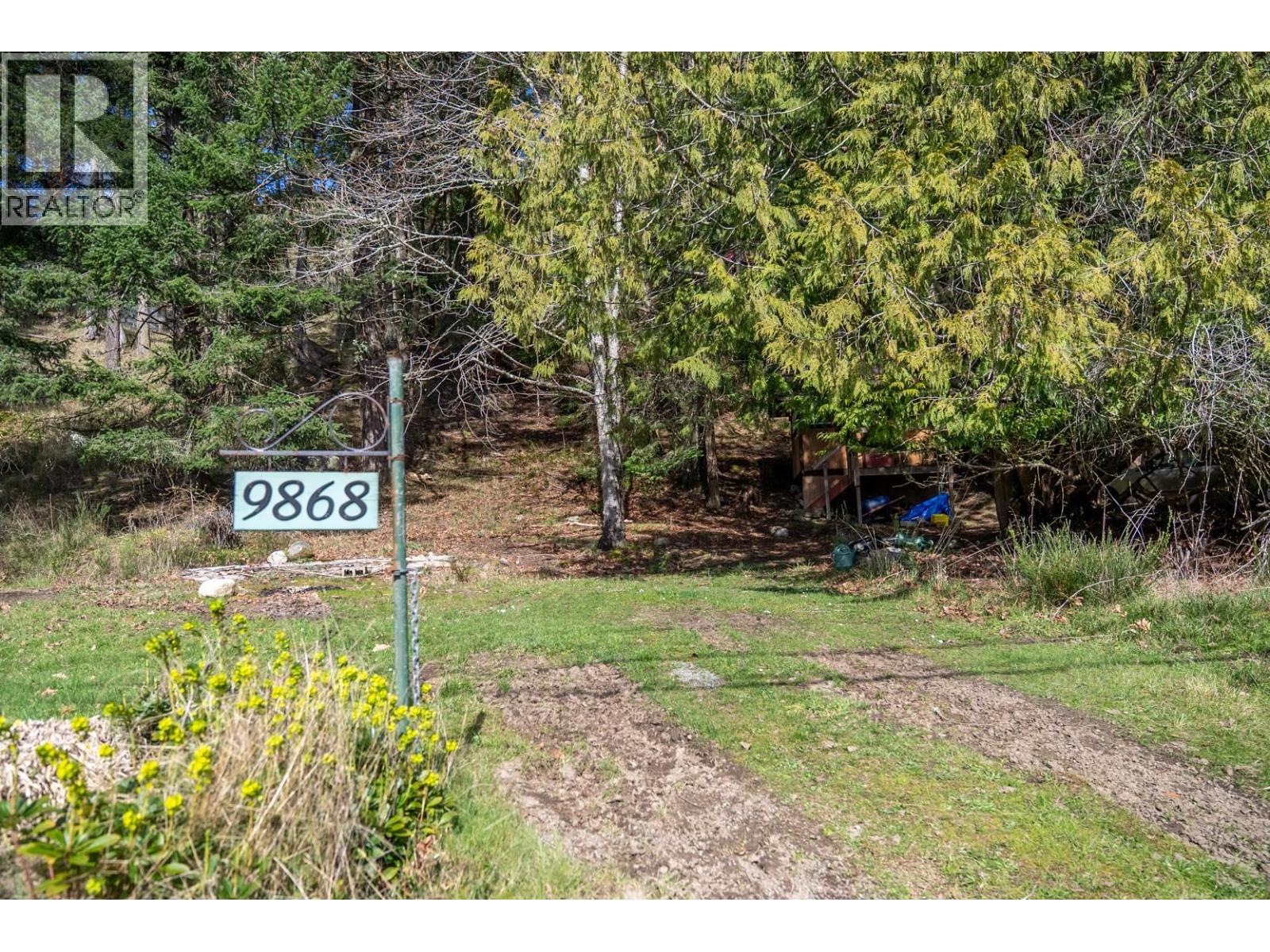 9868 CASTLE ROAD, Pender Island