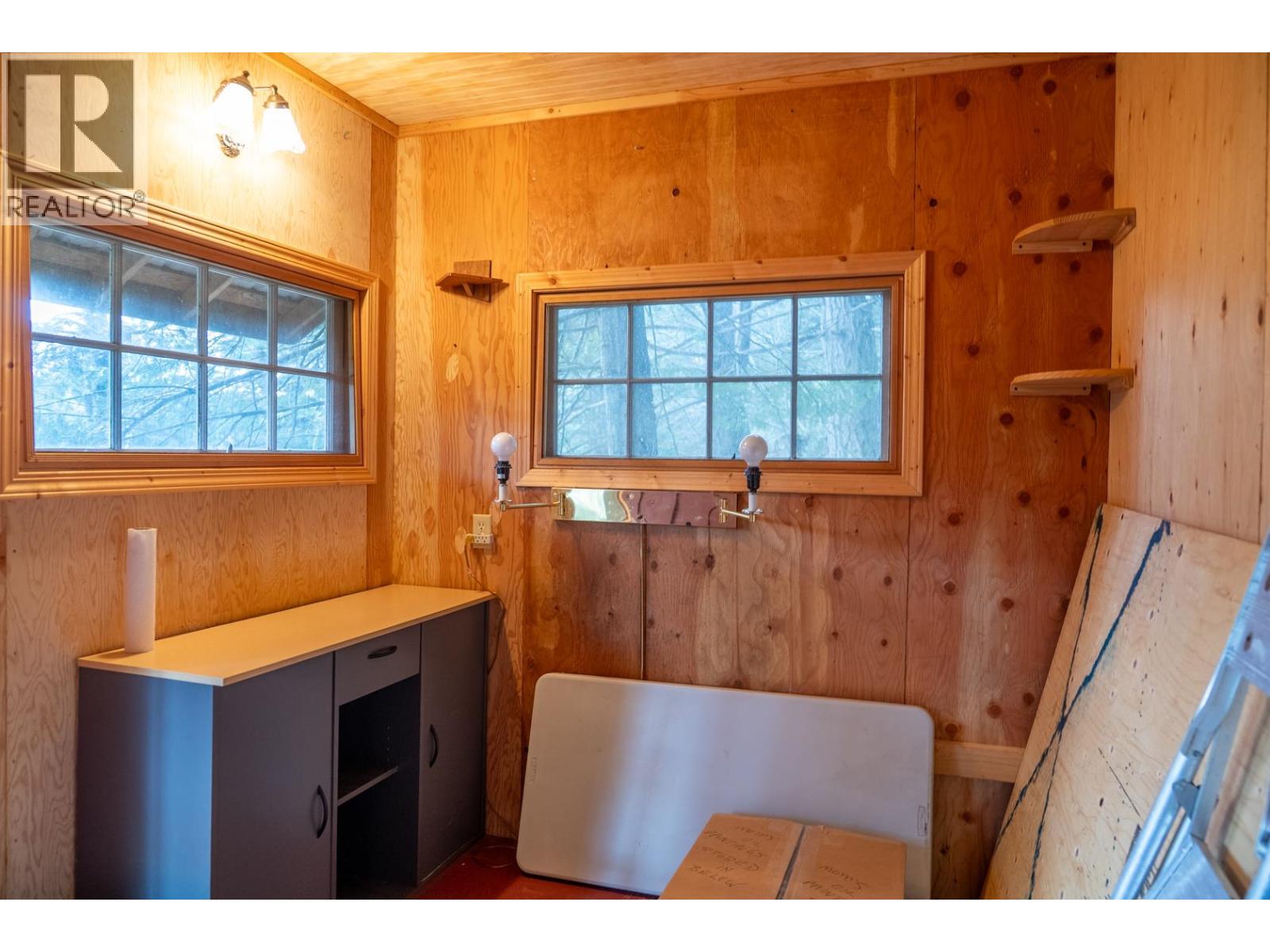 9868 CASTLE ROAD, Pender Island