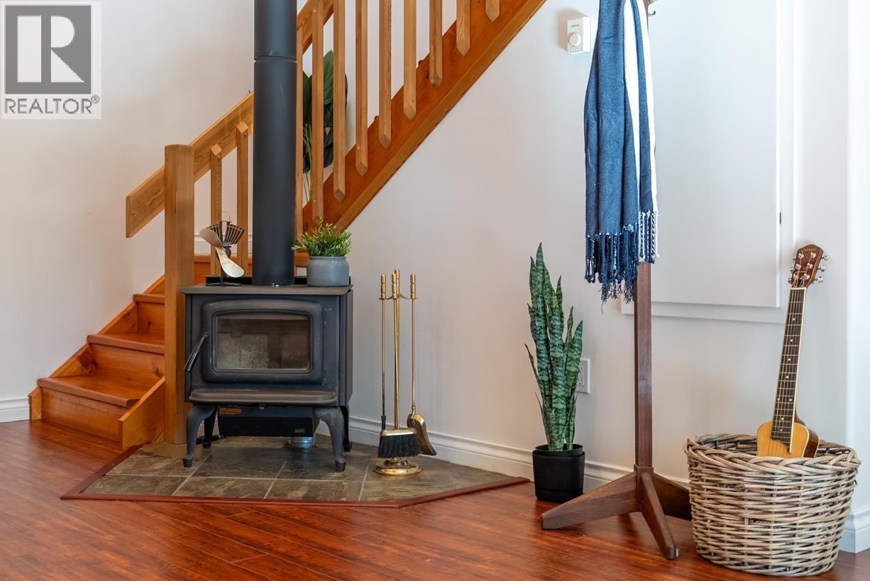 9868 CASTLE ROAD, Pender Island