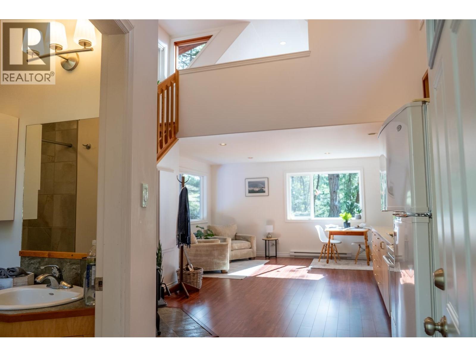 9868 CASTLE ROAD, Pender Island