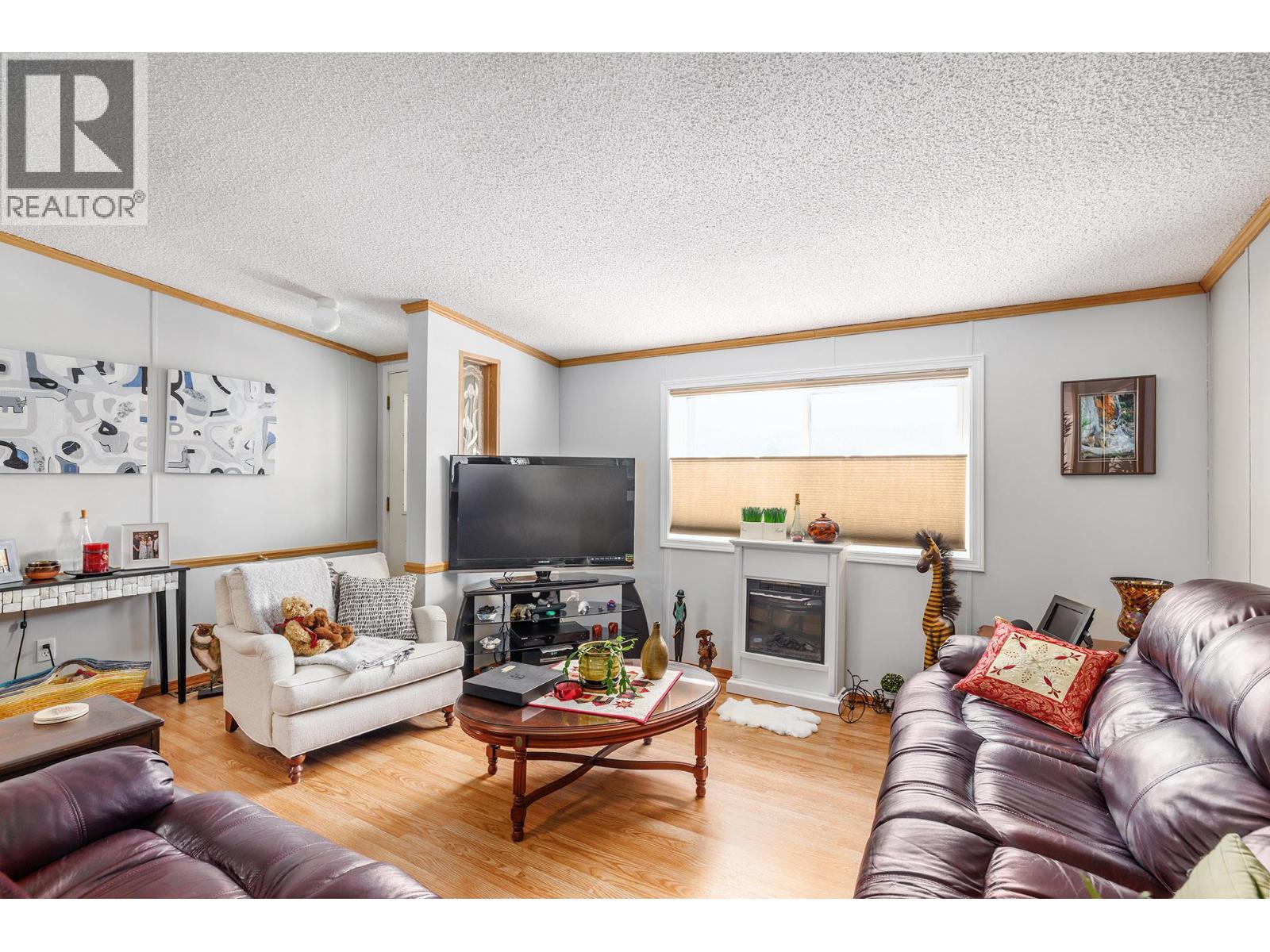 #212 720 COMMONWEALTH ROAD - Image 3