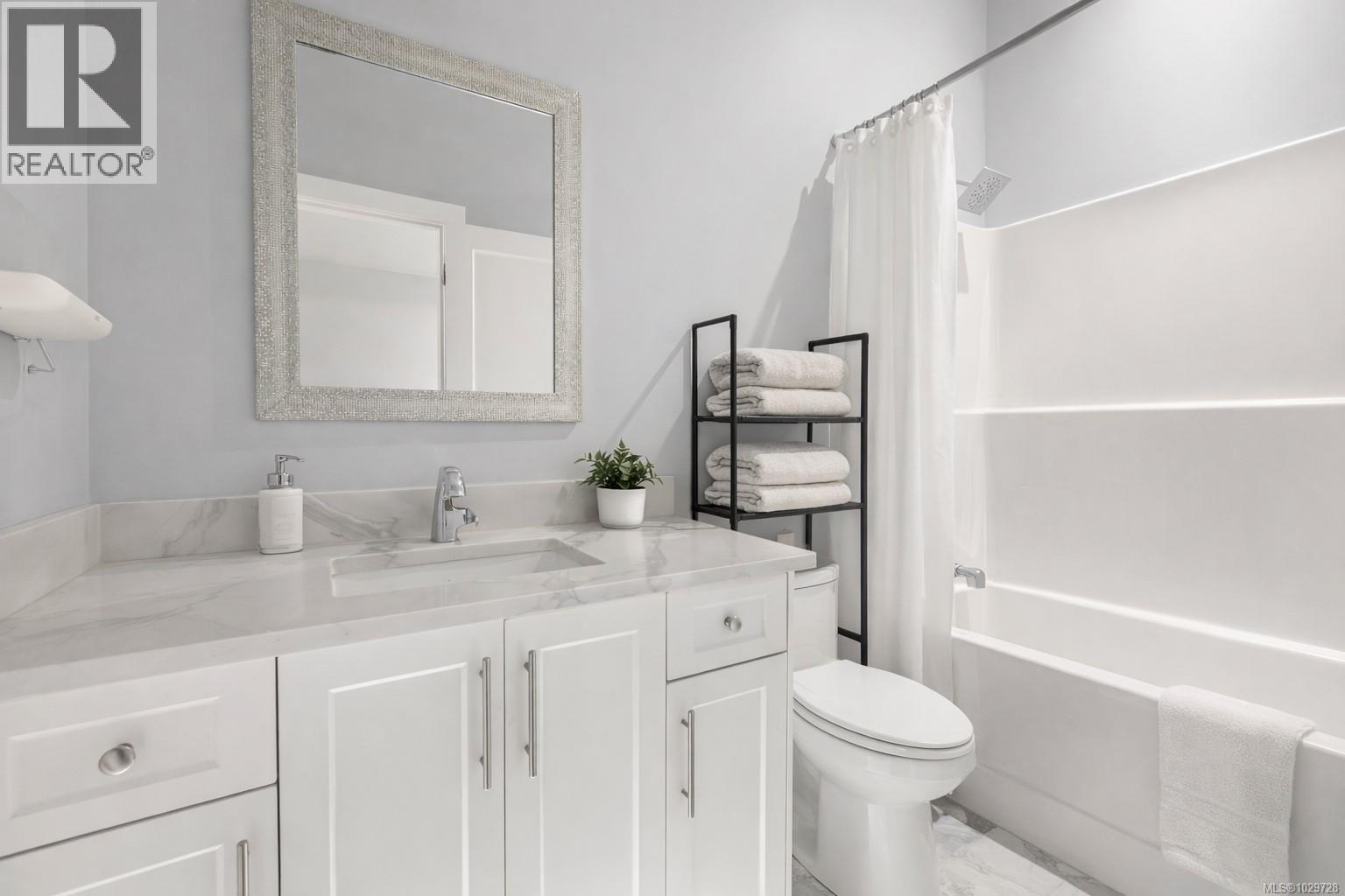  3215 Pinder Place, Cobble Hill