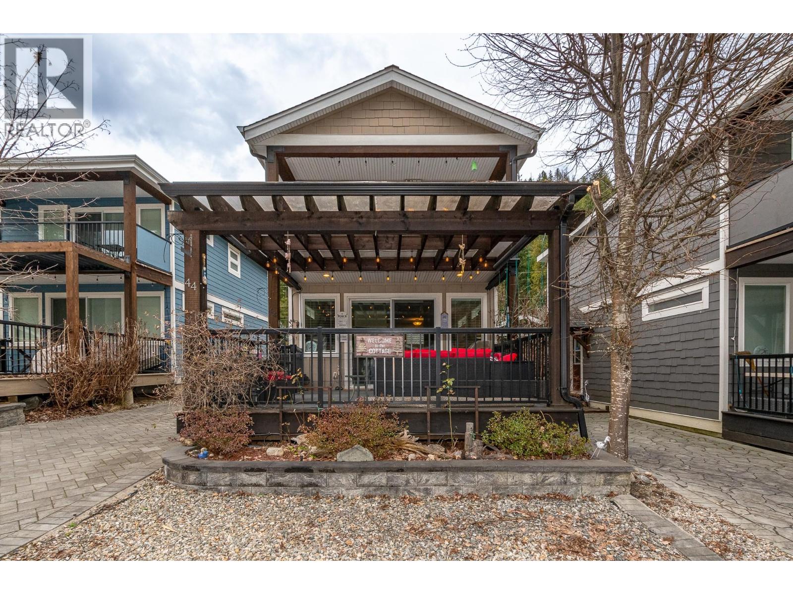 8843 97A Highway Unit# 44, Sicamous