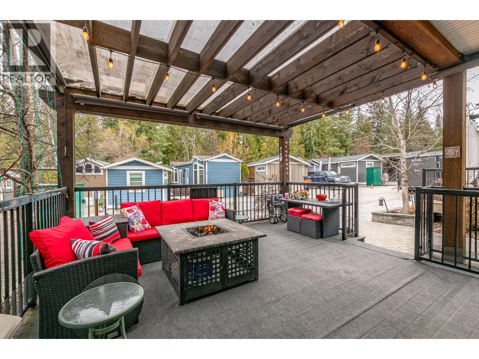 8843 97A Highway Unit# 44, Sicamous