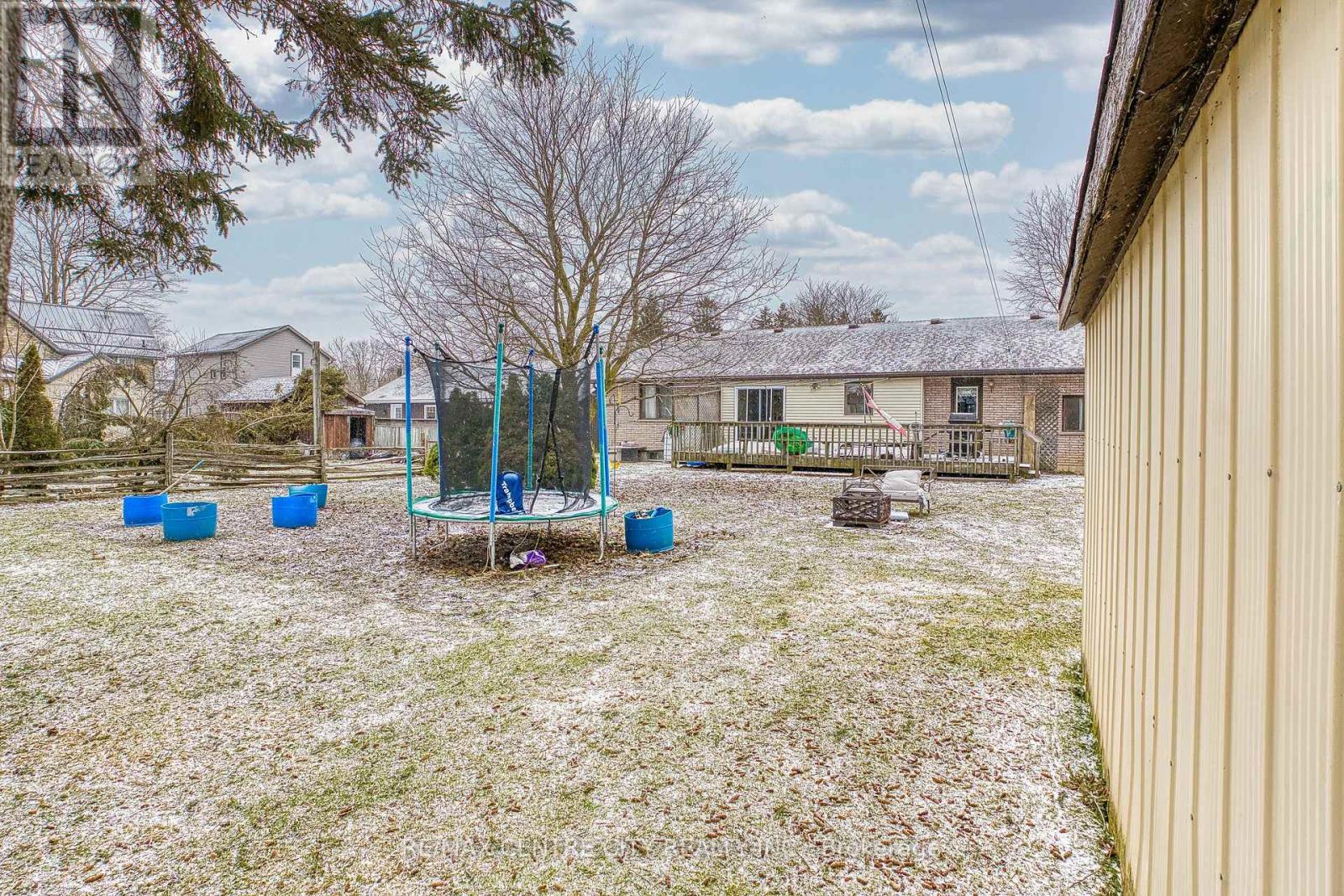 520 VICTORIA STREET Property Photo