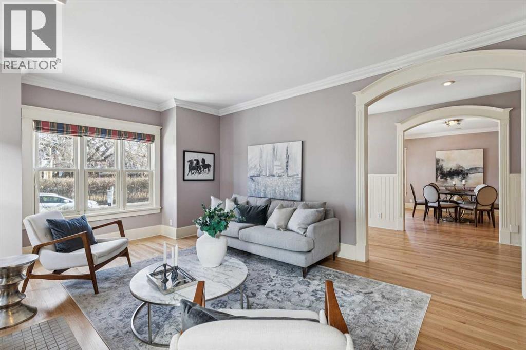 Single Family House for Sale in   Street SW Elbow Park Calgary 