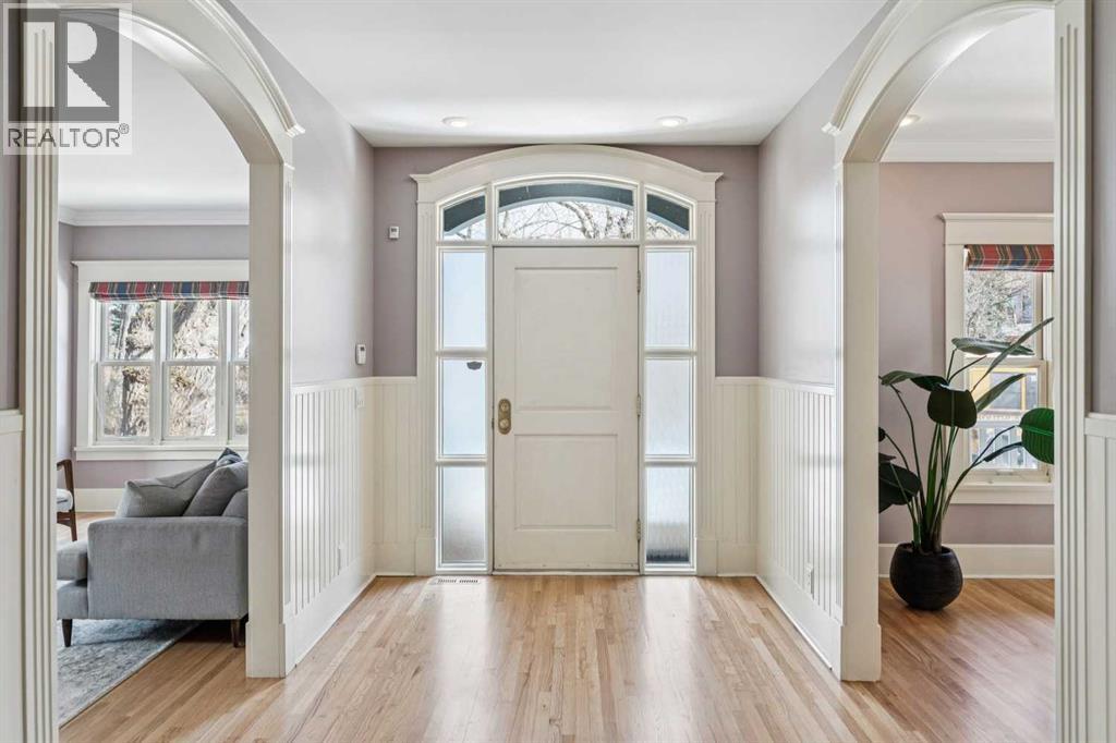 Single Family House for Sale in   Street SW Elbow Park Calgary 