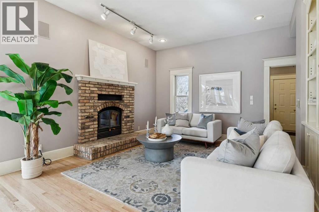 Single Family House for Sale in   Street SW Elbow Park Calgary 