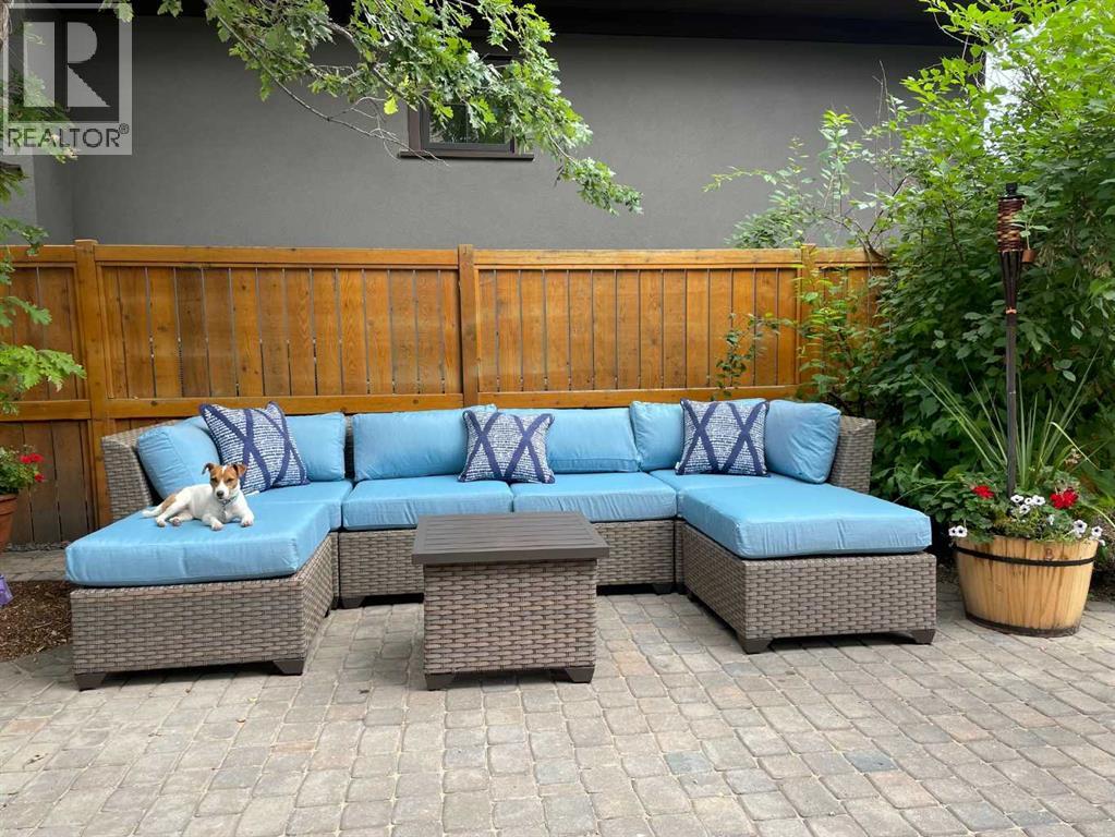 Single Family House for Sale in   Street SW Elbow Park Calgary 