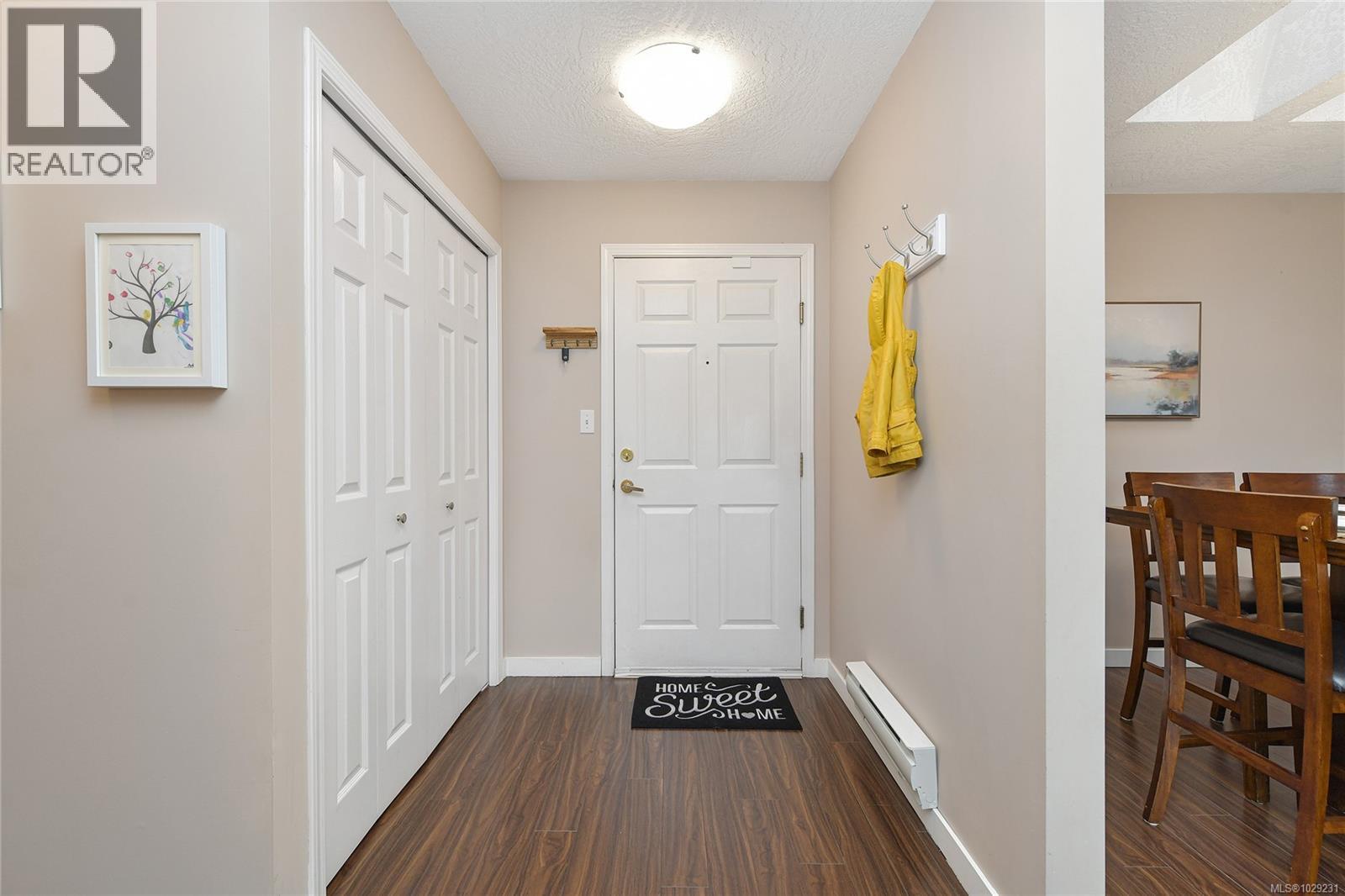 302 9945 Fifth Street, Sidney