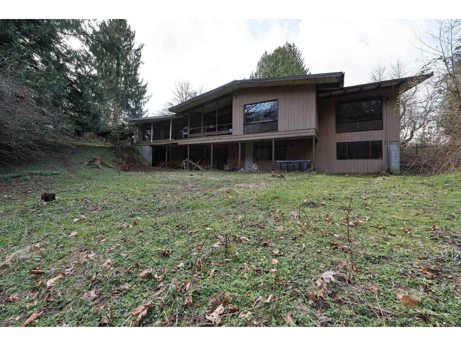 19607 80 Avenue - main photo