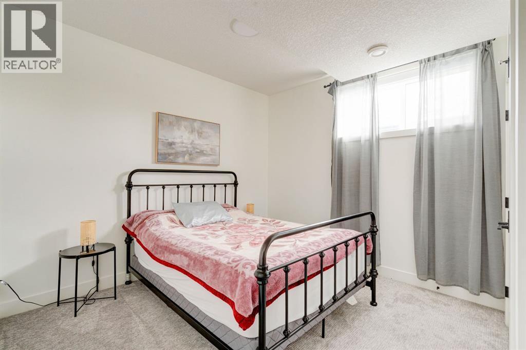 Single Family House for Sale in   Avenue Capitol Hill Calgary 