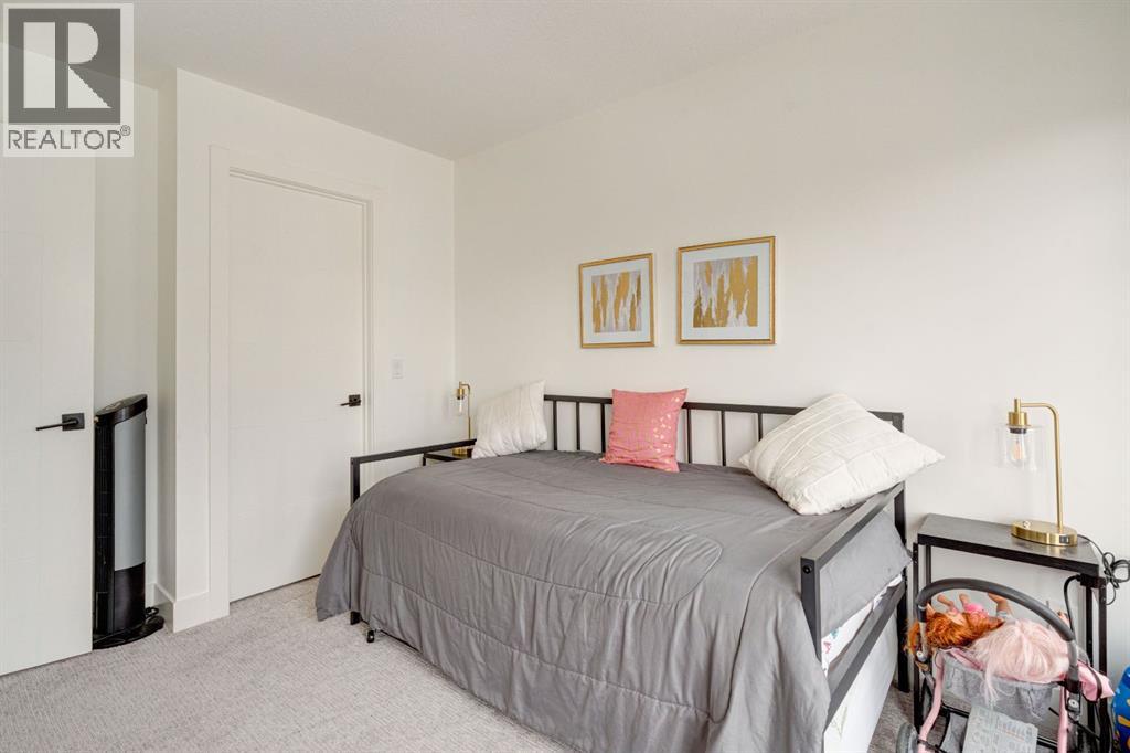 Single Family House for Sale in   Avenue Capitol Hill Calgary 