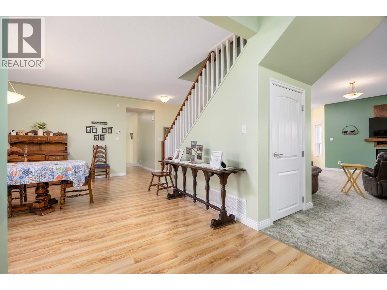 9050 Kalamalka Road, Coldstream