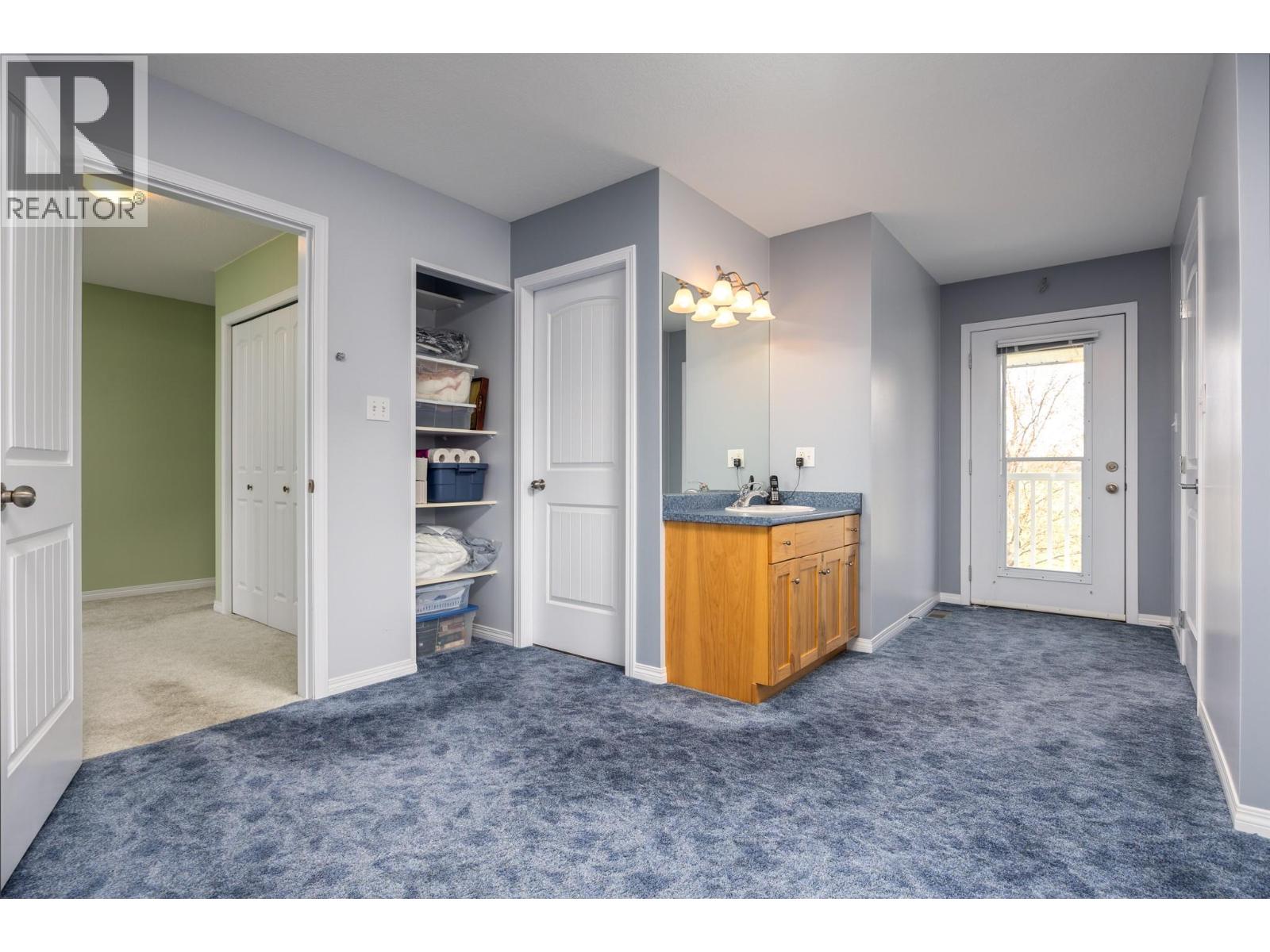 9050 Kalamalka Road, Coldstream