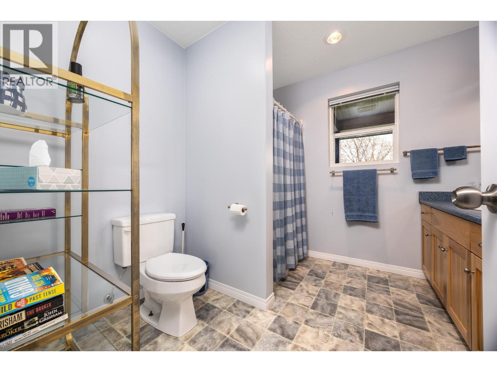 9050 Kalamalka Road, Coldstream