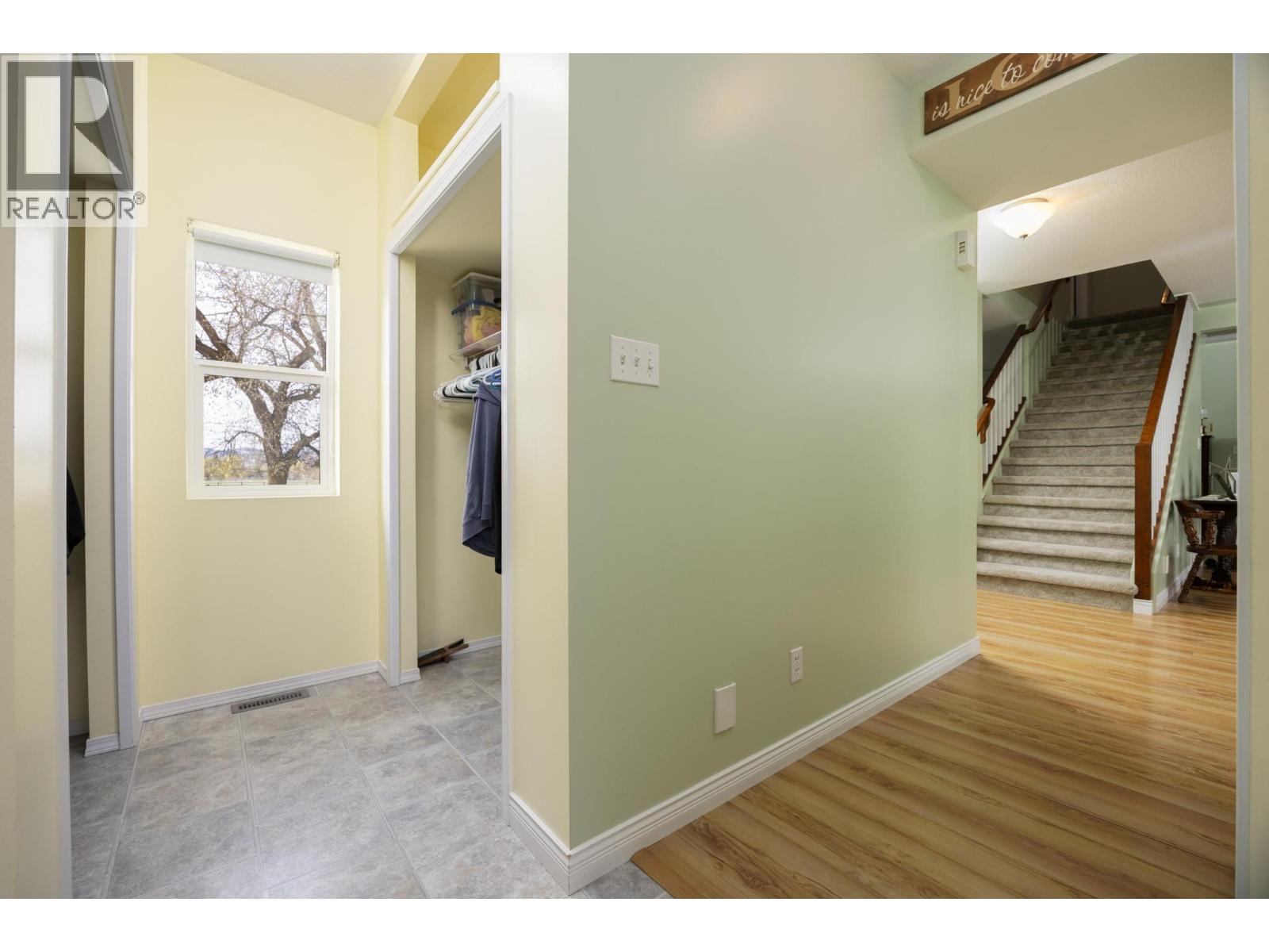 9050 Kalamalka Road, Coldstream