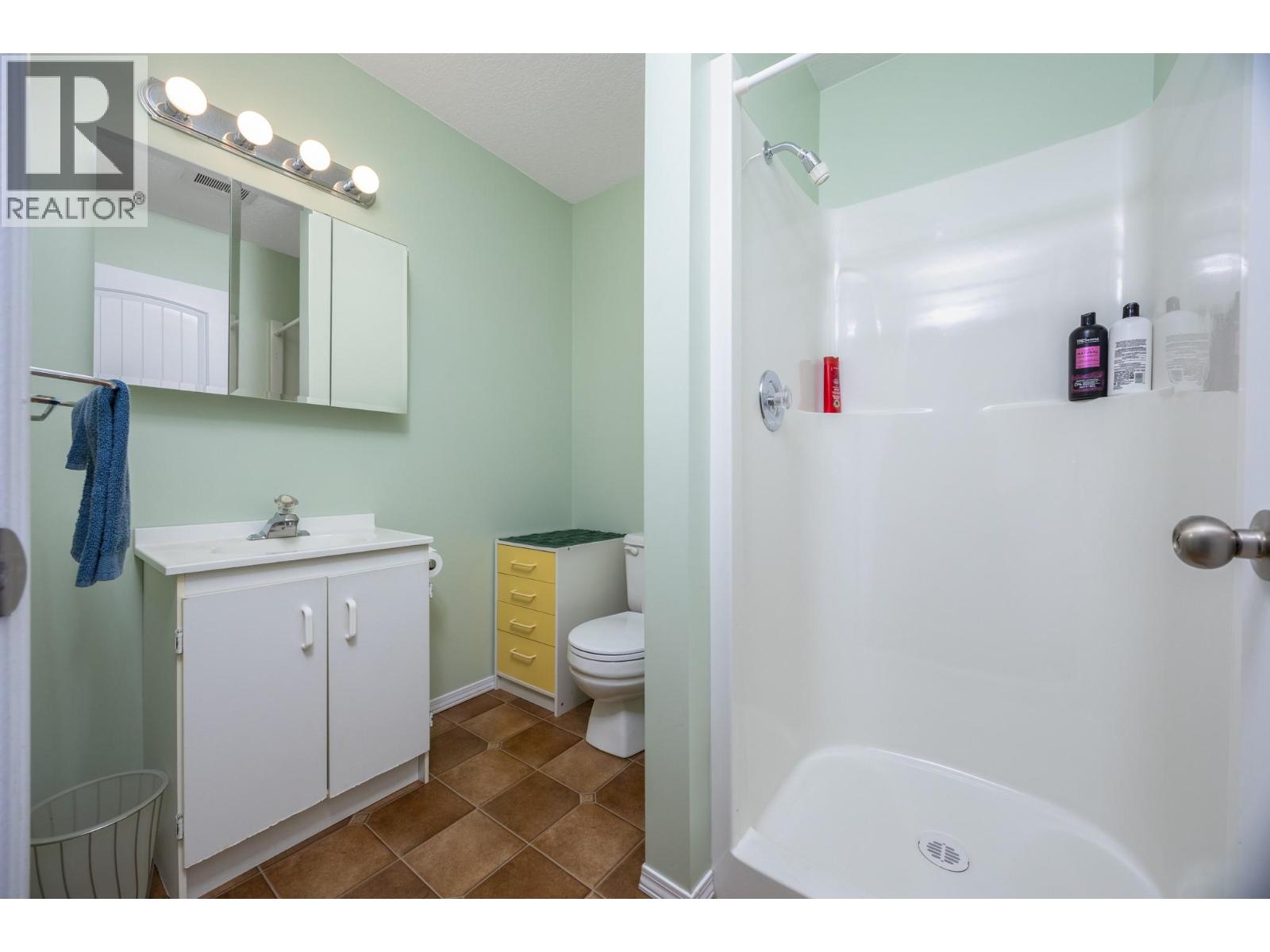 9050 Kalamalka Road, Coldstream