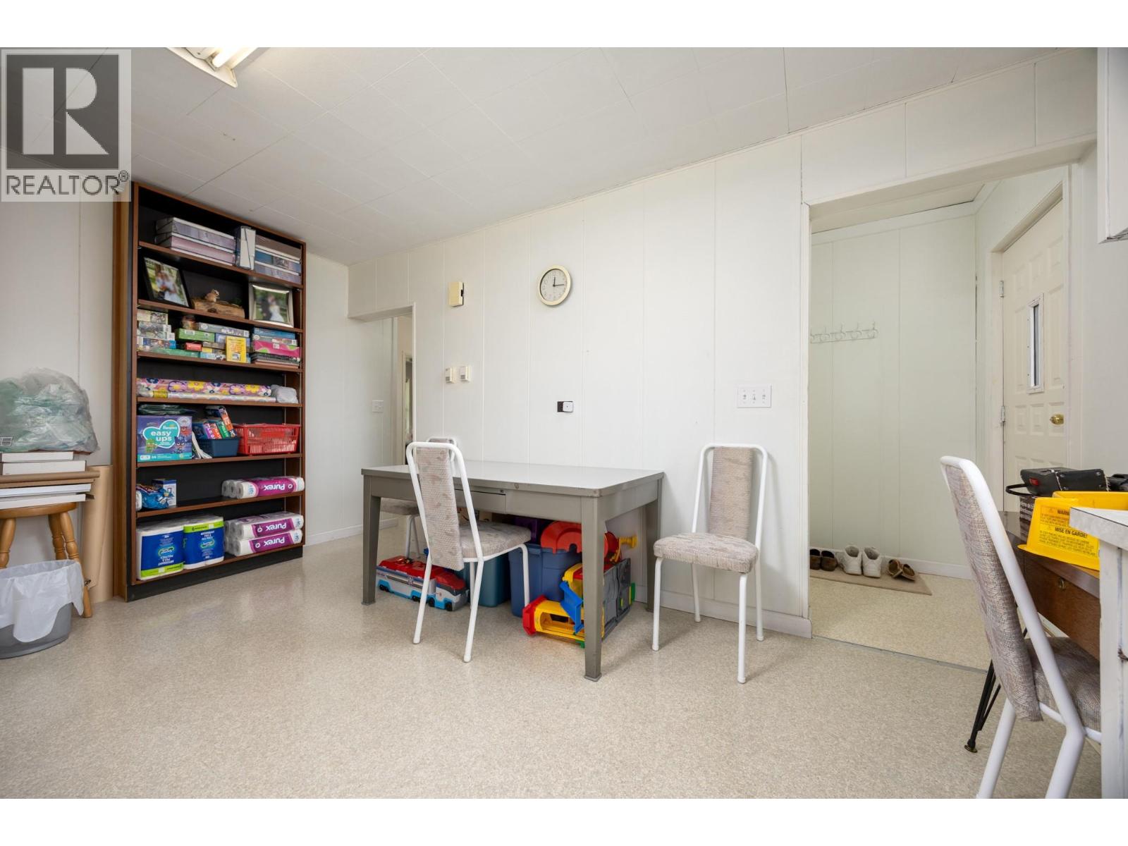 9050 Kalamalka Road, Coldstream