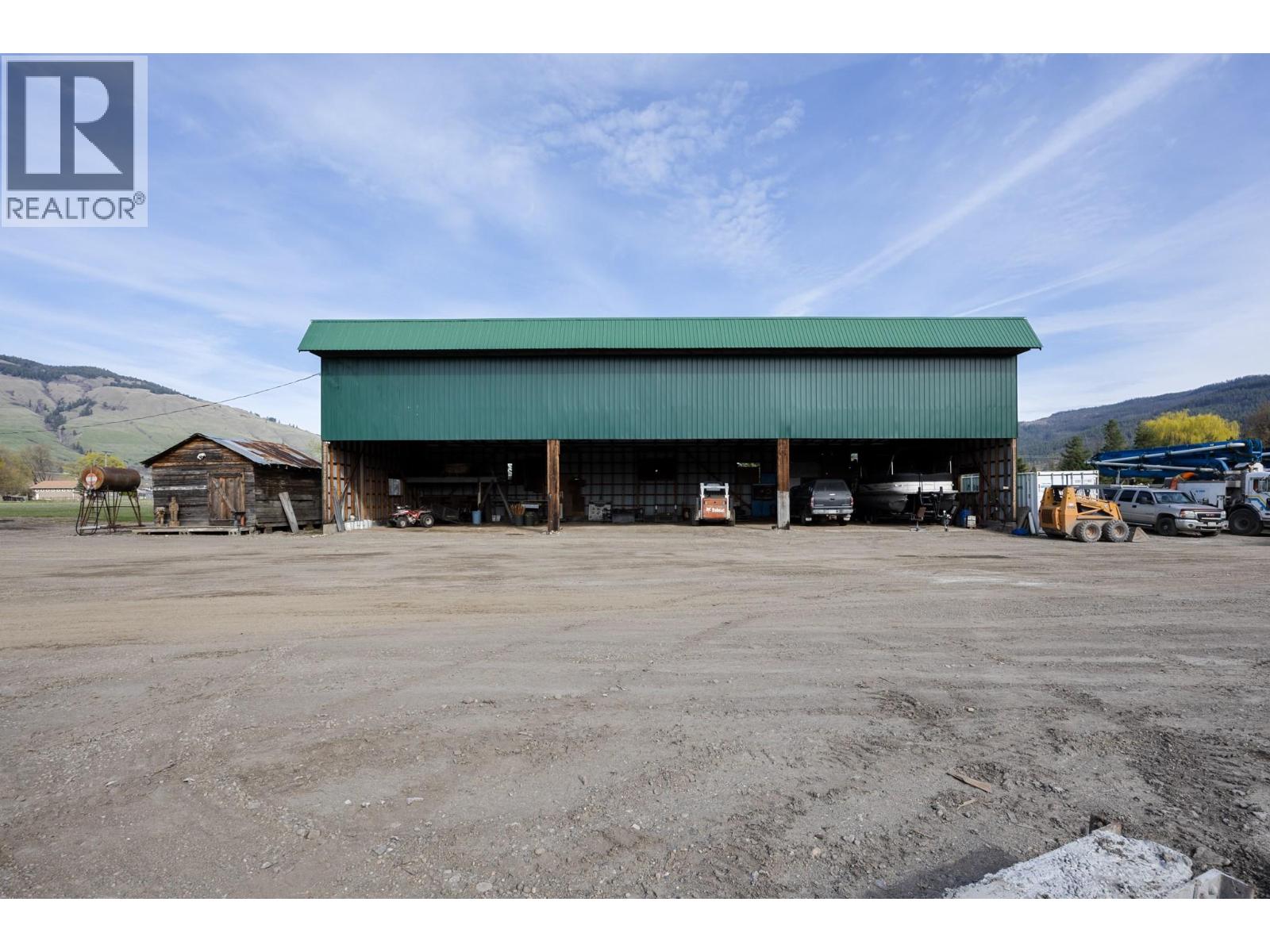 9050 Kalamalka Road, Coldstream