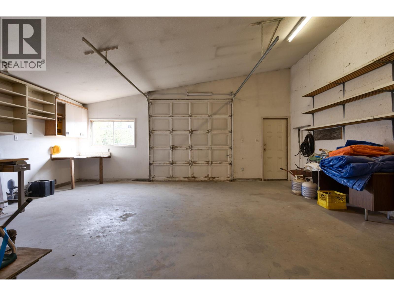 9050 Kalamalka Road, Coldstream