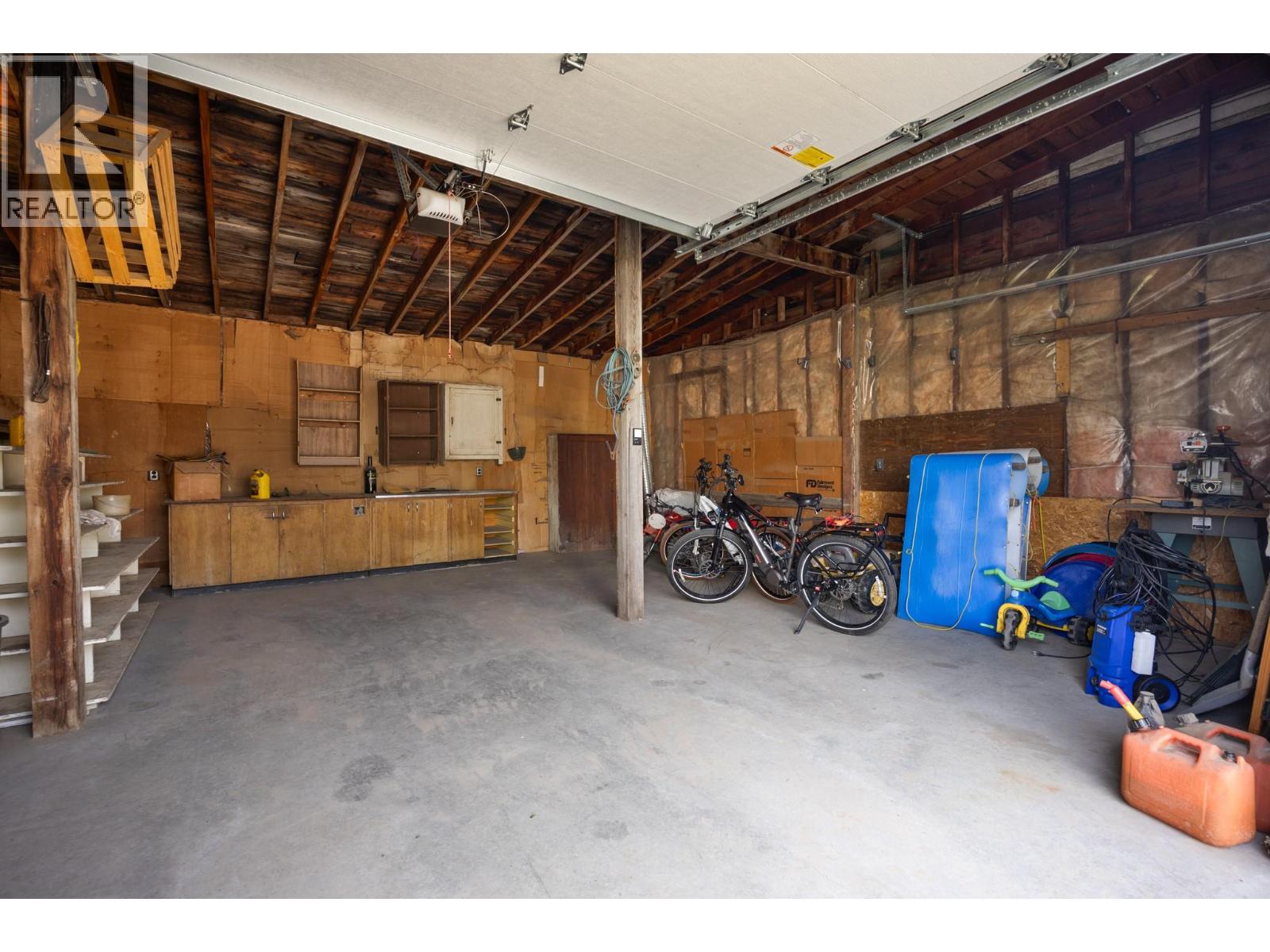 9050 Kalamalka Road, Coldstream