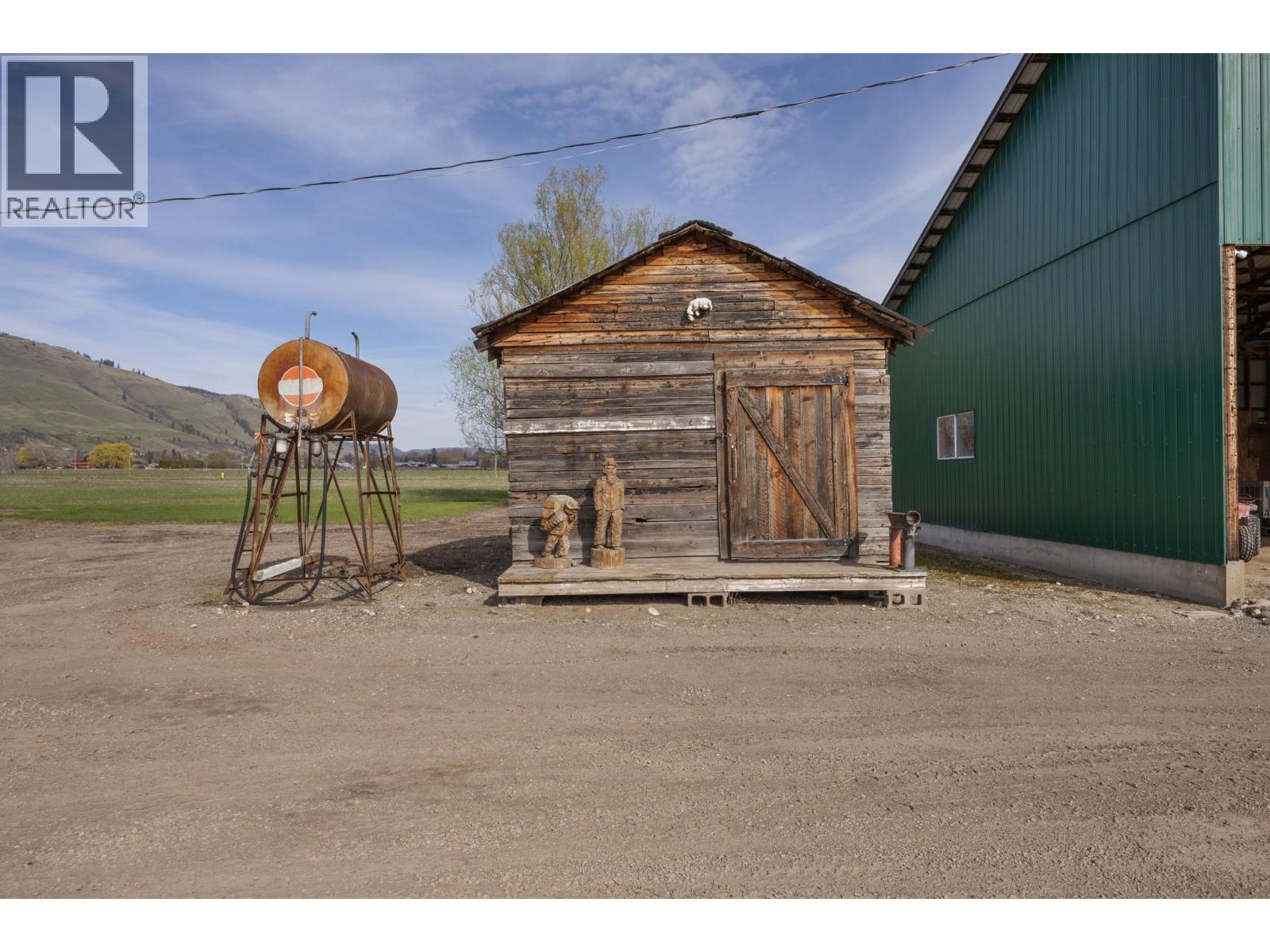 9050 Kalamalka Road, Coldstream