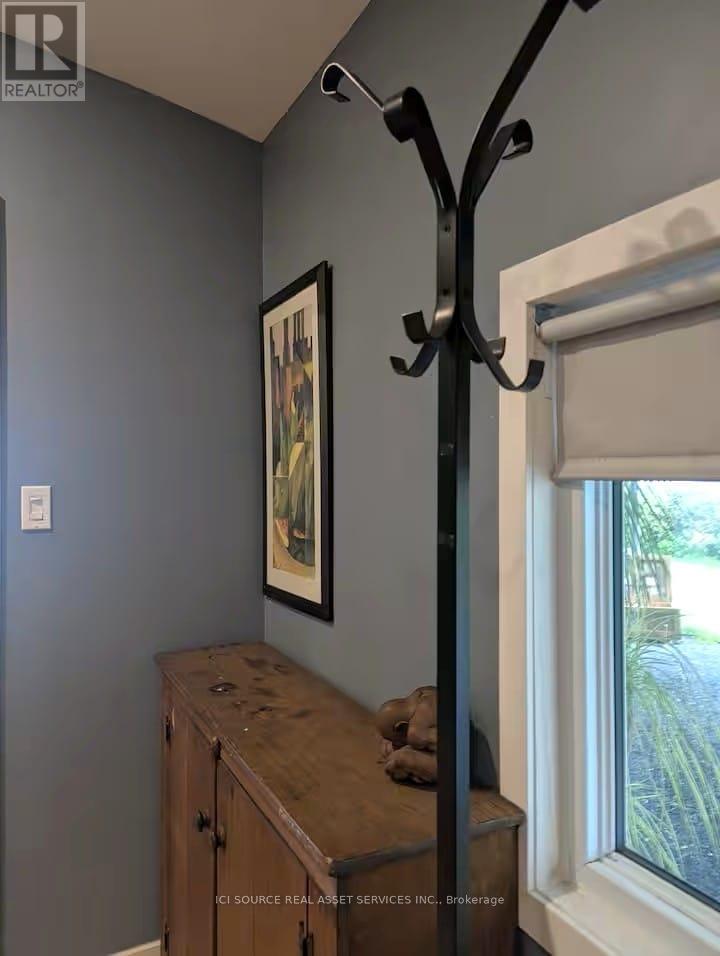 20586 OLD MONTREAL ROAD - 20