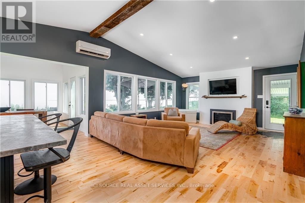 20586 OLD MONTREAL ROAD - 5