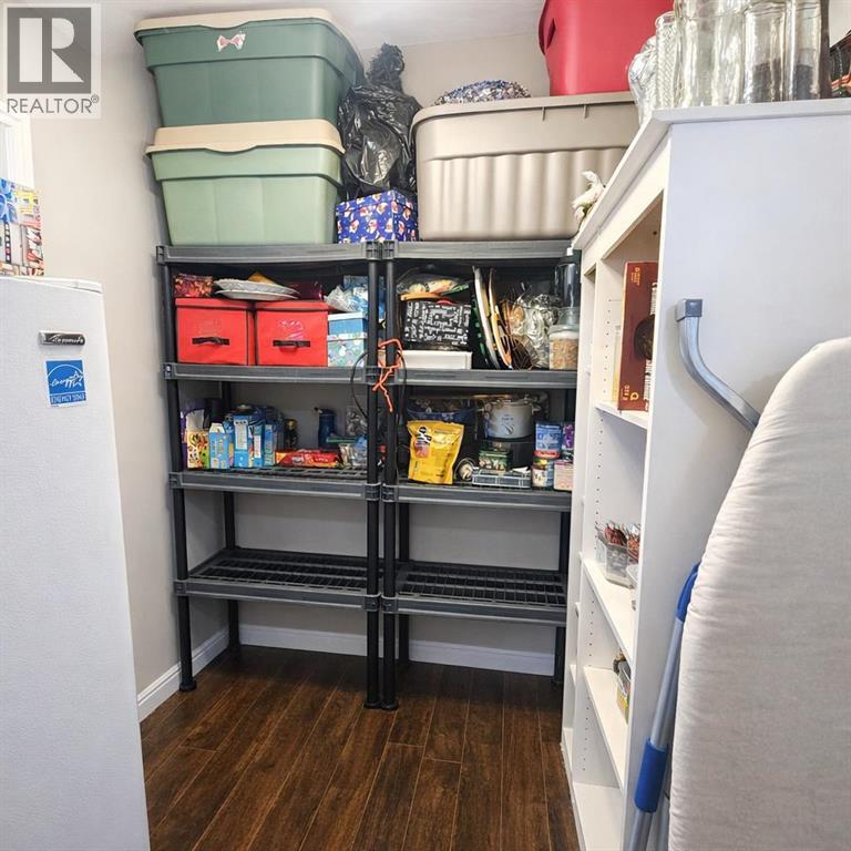 
          613 53 Street
            <br/>
            <span>Edson</span>
            , 
            <span>AB</span>
             <span>T7E1K9</span>
         - Photo 26