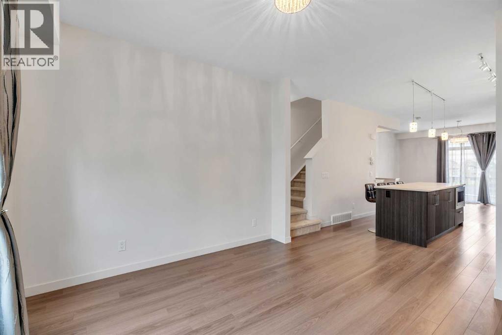 Single Family House for Sale in  Sherwood Boulevard NW Sherwood Calgary 