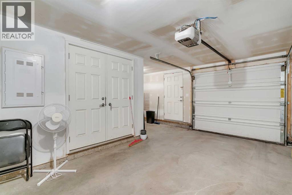 Single Family House for Sale in  Sherwood Boulevard NW Sherwood Calgary 