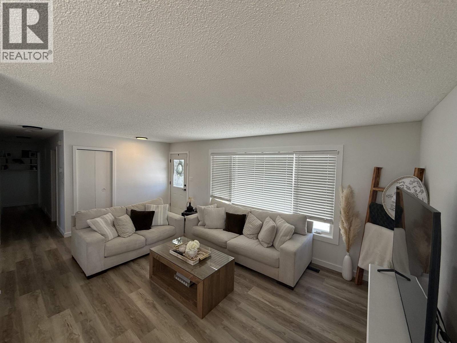 10416 106 STREET - 6