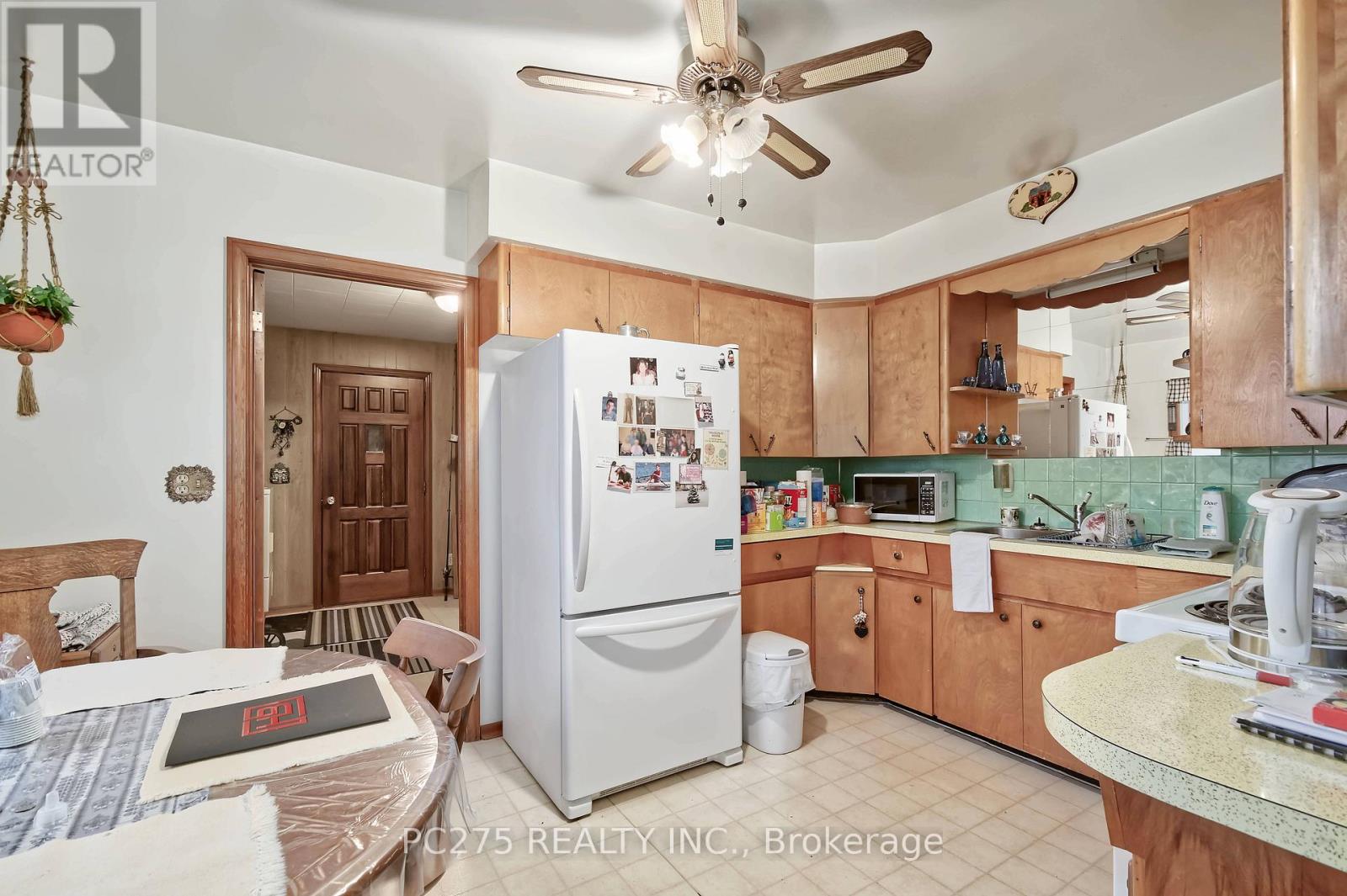 6256 EGREMONT ROAD - 12