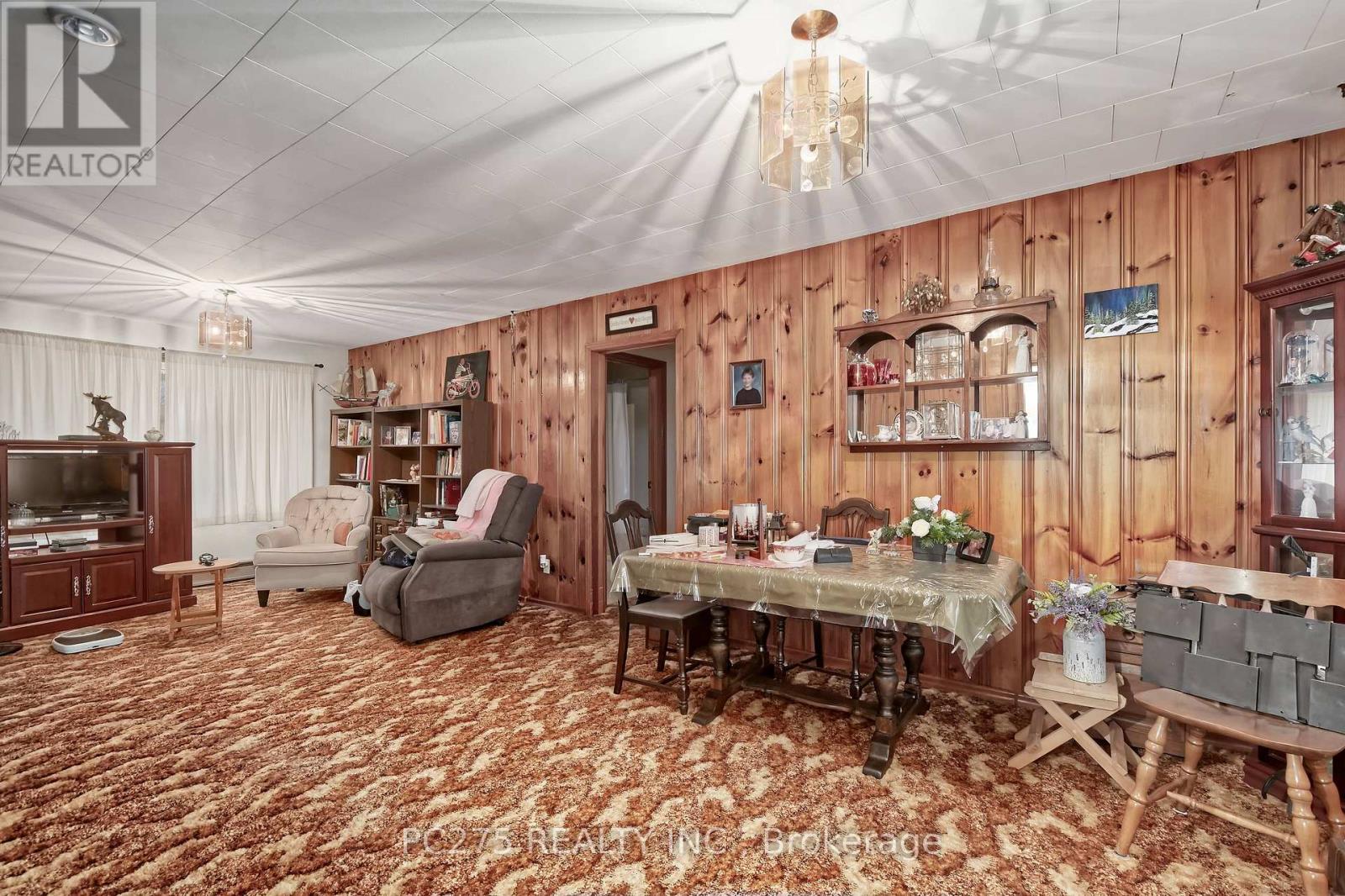 6256 EGREMONT ROAD - 8