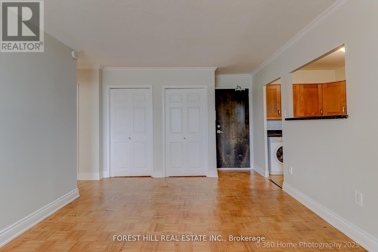 #403 5949 YONGE STREET - 10
